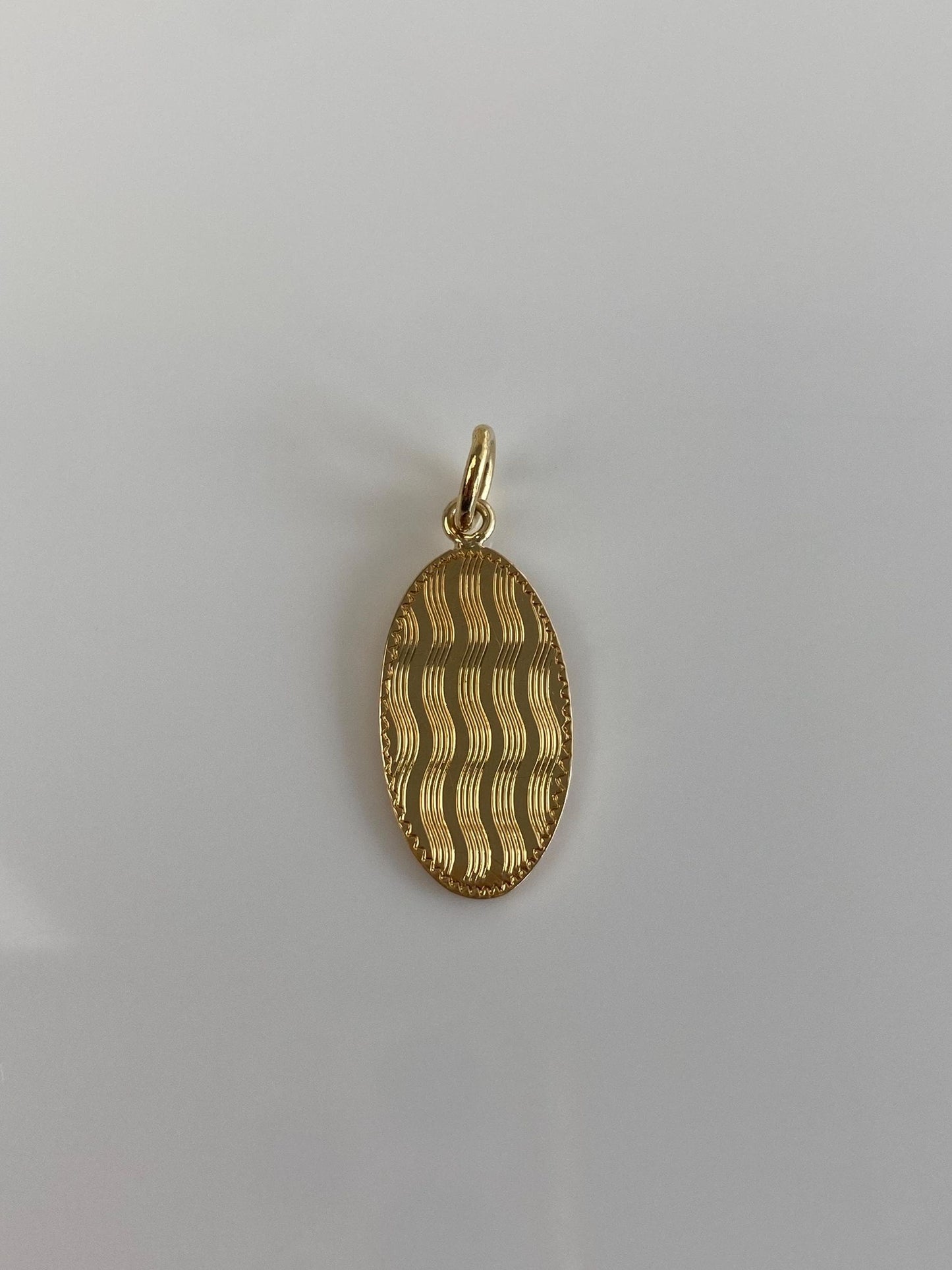 Vintage Solid 18k Yellow Gold Design Cufflink Conversion Charm