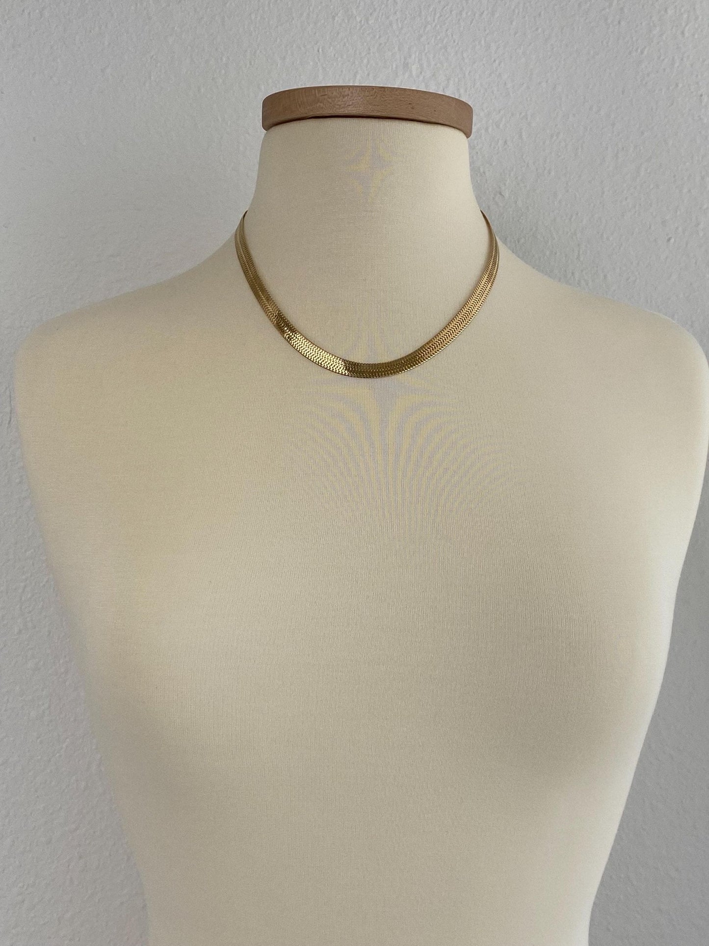 Vintage Solid 14k Yellow Gold Woven Flat Chain Necklace - 19.5 inches