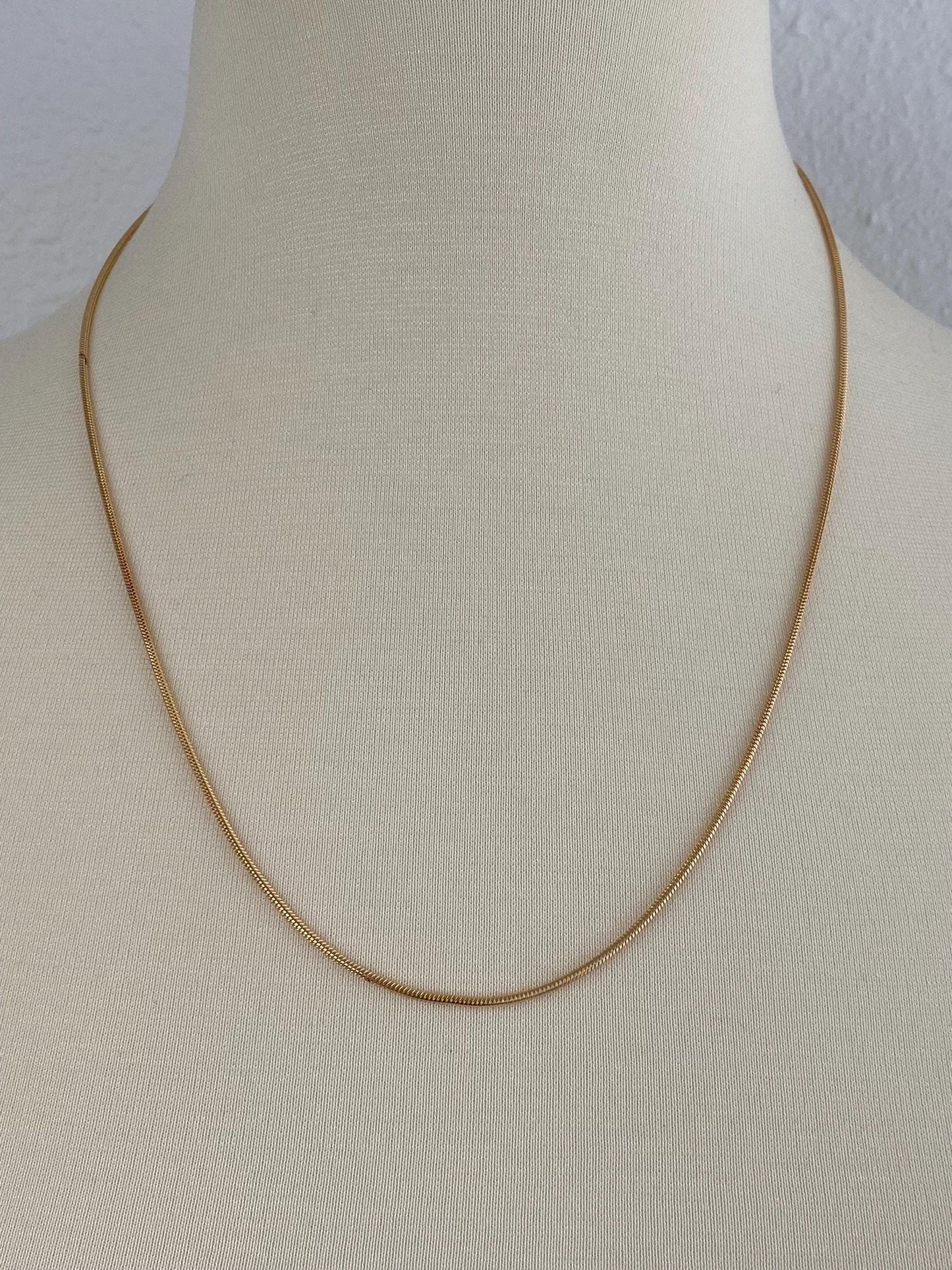 Vintage Solid 14k Yellow Gold Snake Chain Necklace - 22.5 inches