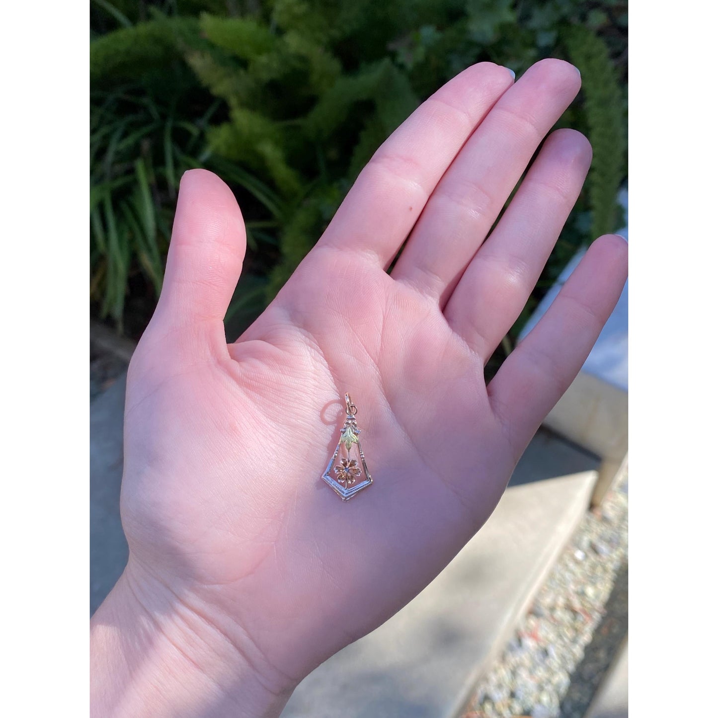 Vintage Solid 10k Yellow Gold Diamond Flower Leaf Charm