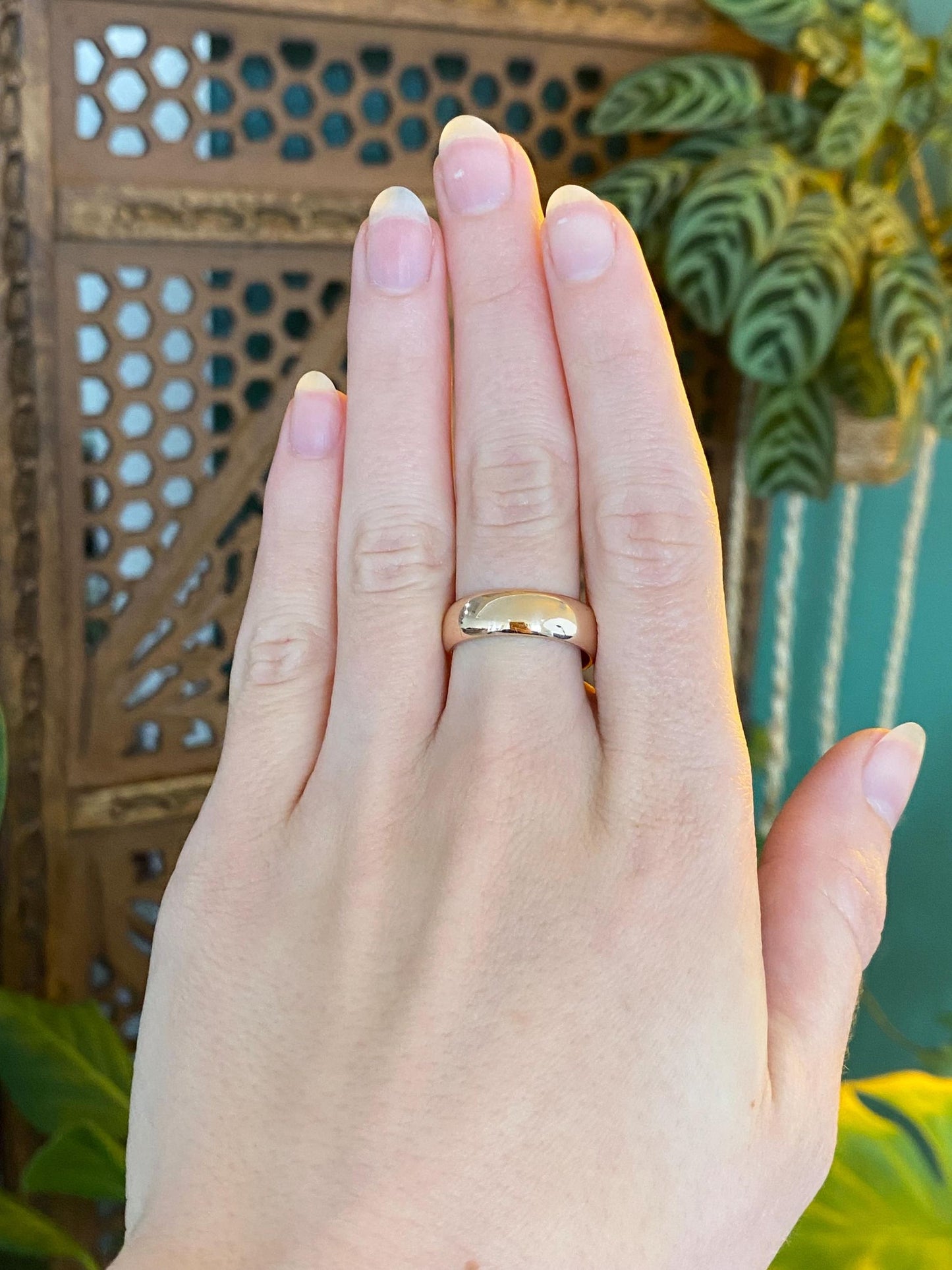 Vintage Solid 10k Rosey Gold Ring Band - Size 7.75