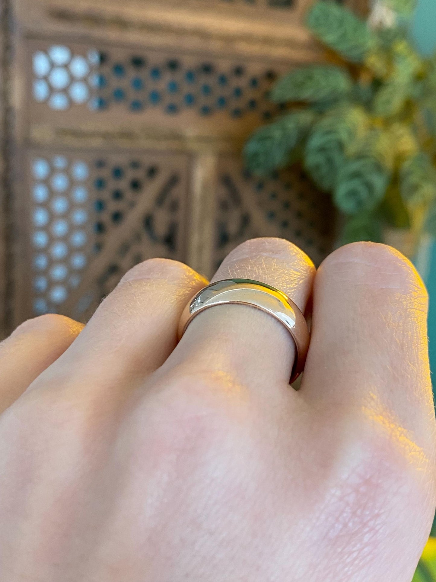 Vintage Solid 10k Rosey Gold Ring Band - Size 7.75