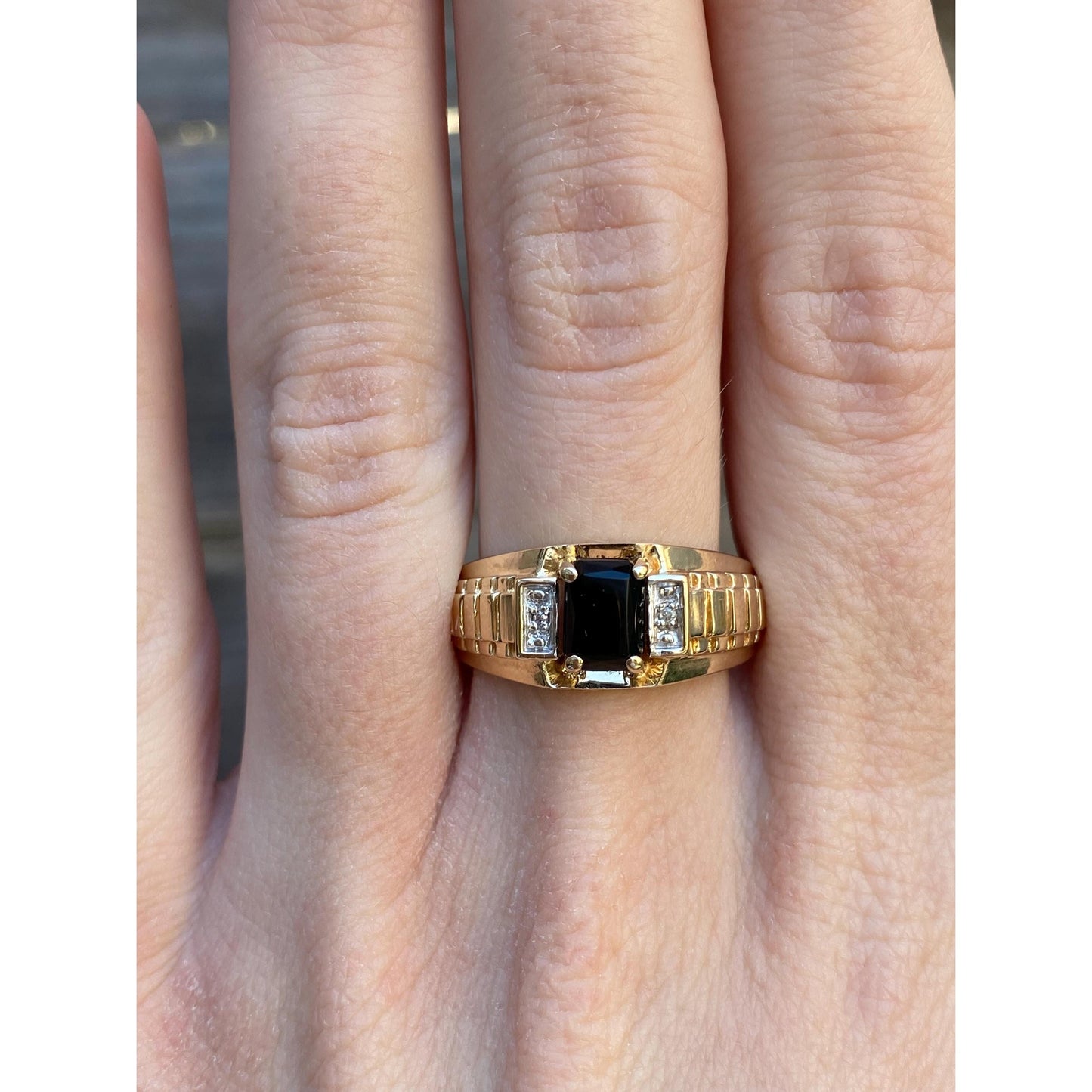 Vintage Solid 10k Yellow Gold Black Onyx Diamond Ring - Size 10.5