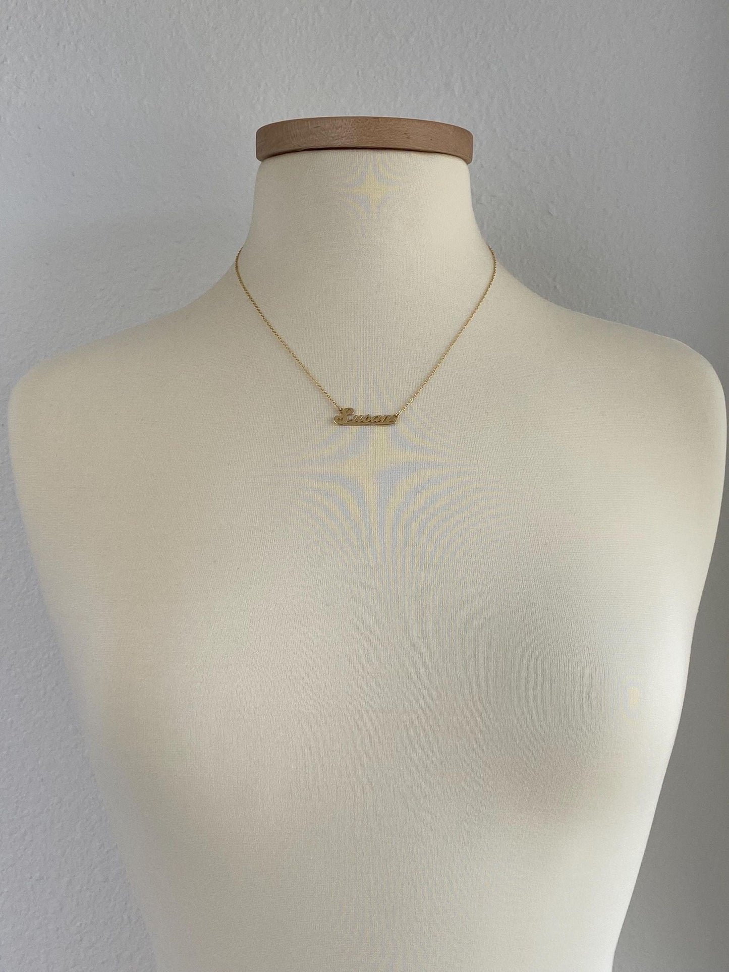 Vintage Solid 14k Yellow Gold 'Susan' Nameplate Cable Chain Necklace - 19 inches