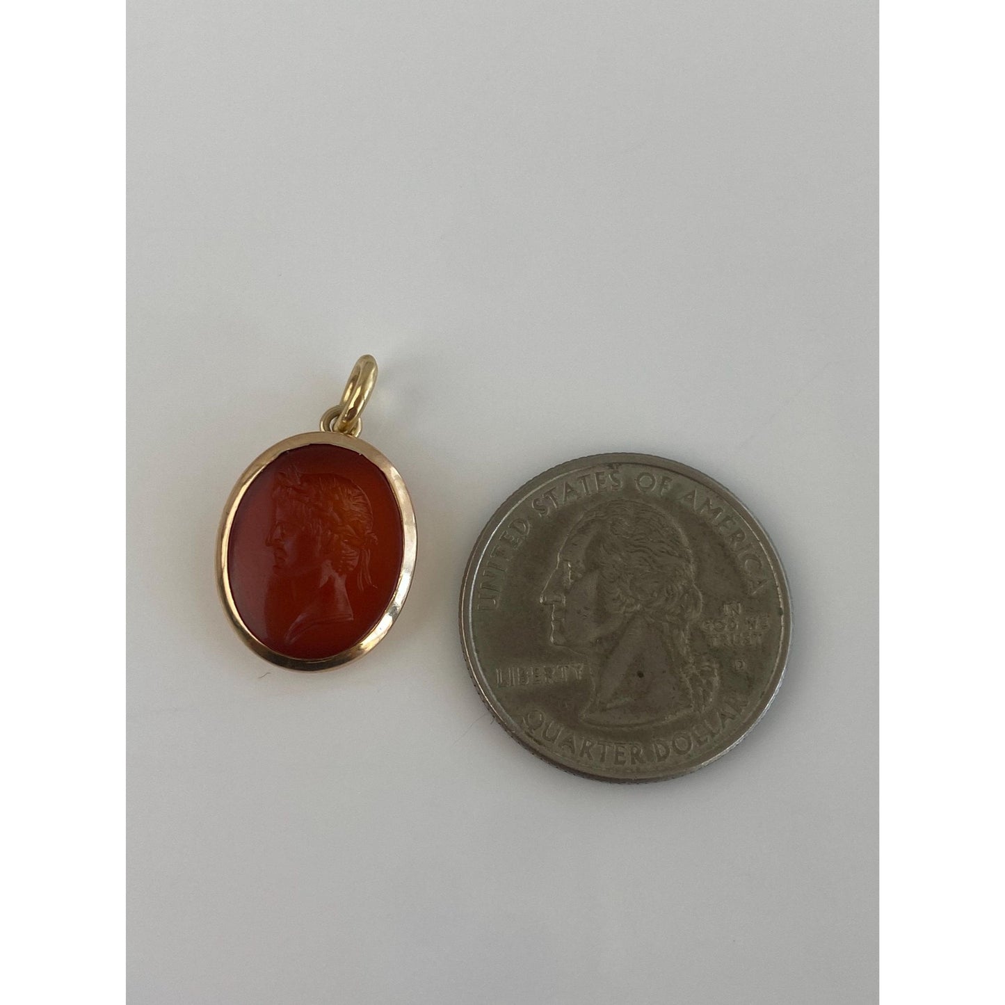 Vintage Solid 18k Yellow Gold Carnelian Cameo Itaglio Charm