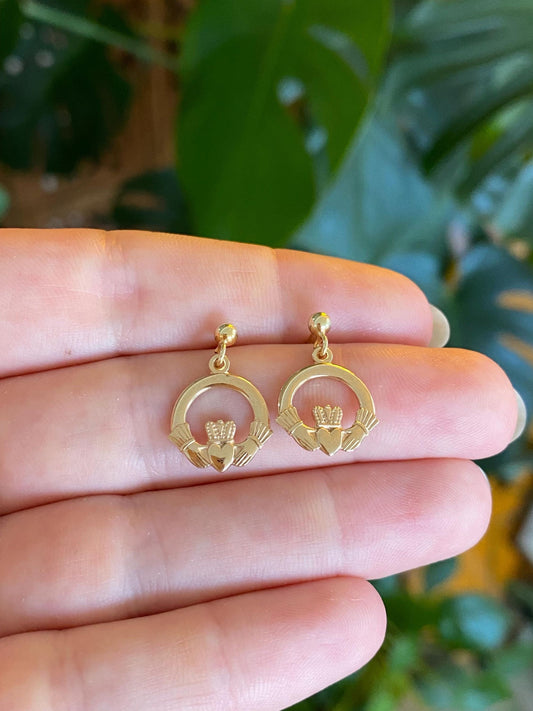 Vintage 10k Yellow Gold Claddaugh Dangle Stud Earrings