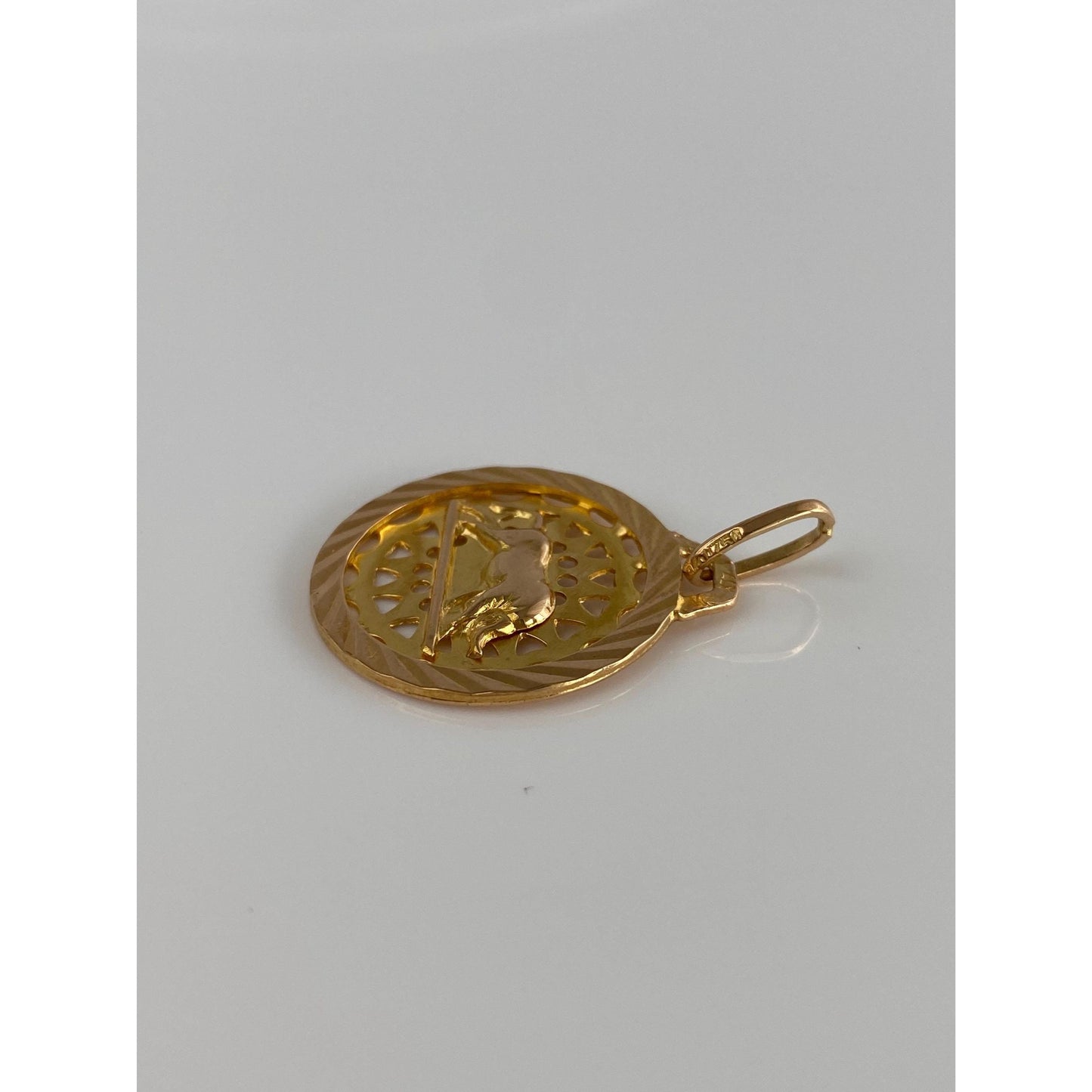 Vintage Solid 18k Yellow Gold Engine Turned Taurus Bull Charm