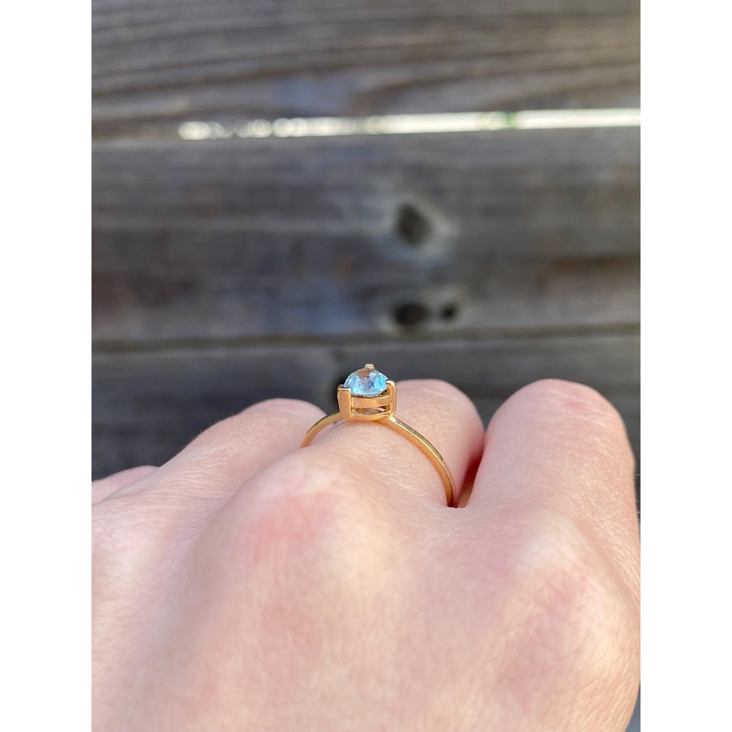 Vintage Solid 10k Yellow Gold Blue Topaz Heart Ring - Size 6.75