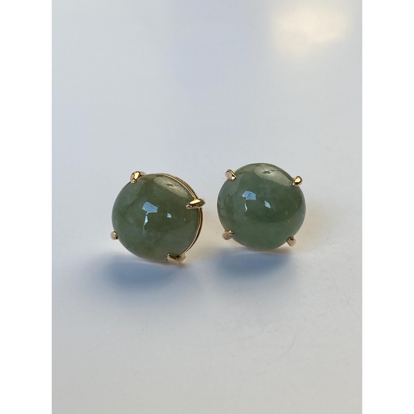 Vintage Solid 14k Yellow Gold Jade Stud Earrings