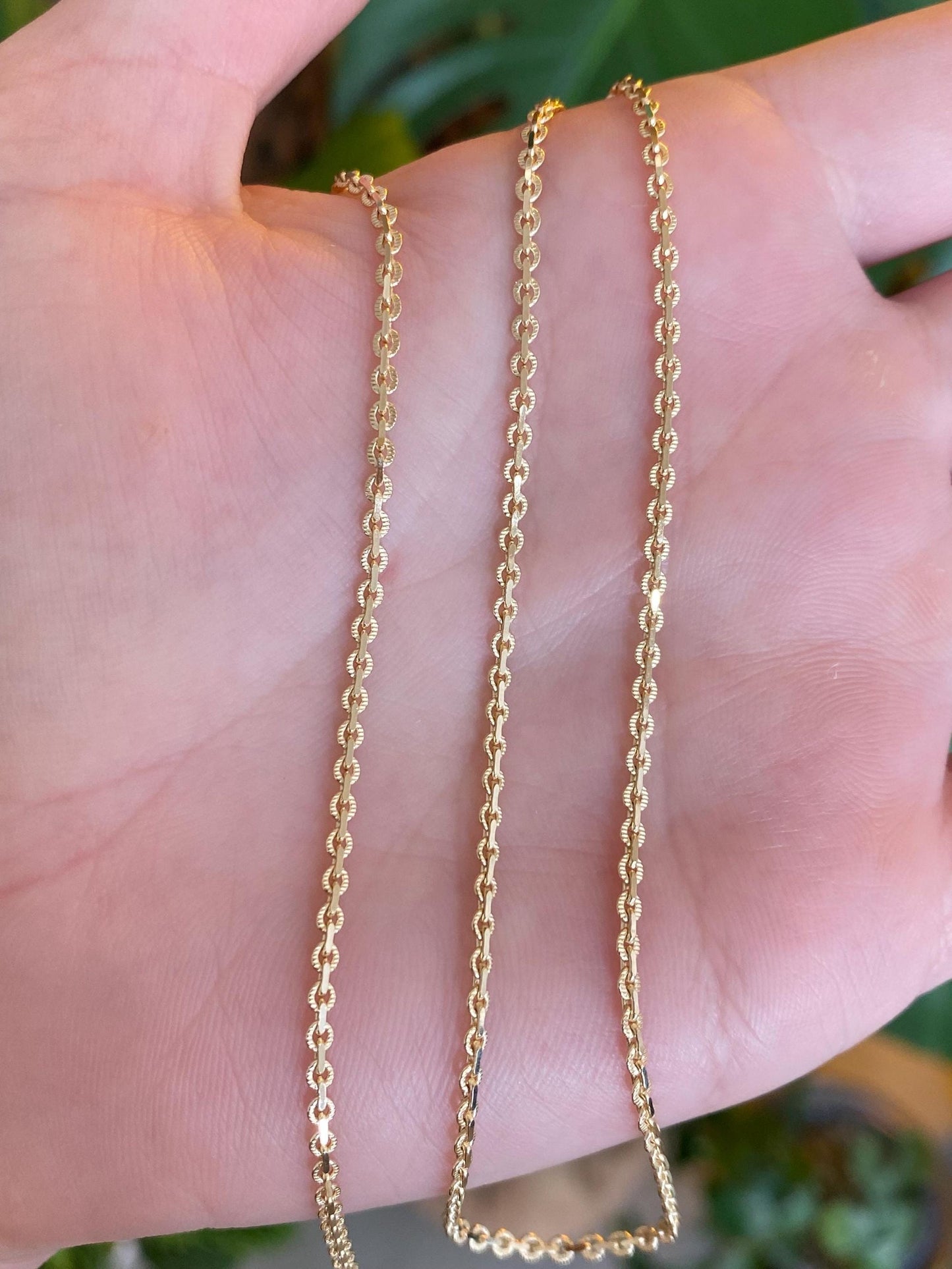 Vintage Solid 14k Yellow Gold Textured Tight Cable Chain Necklace - 18 inches