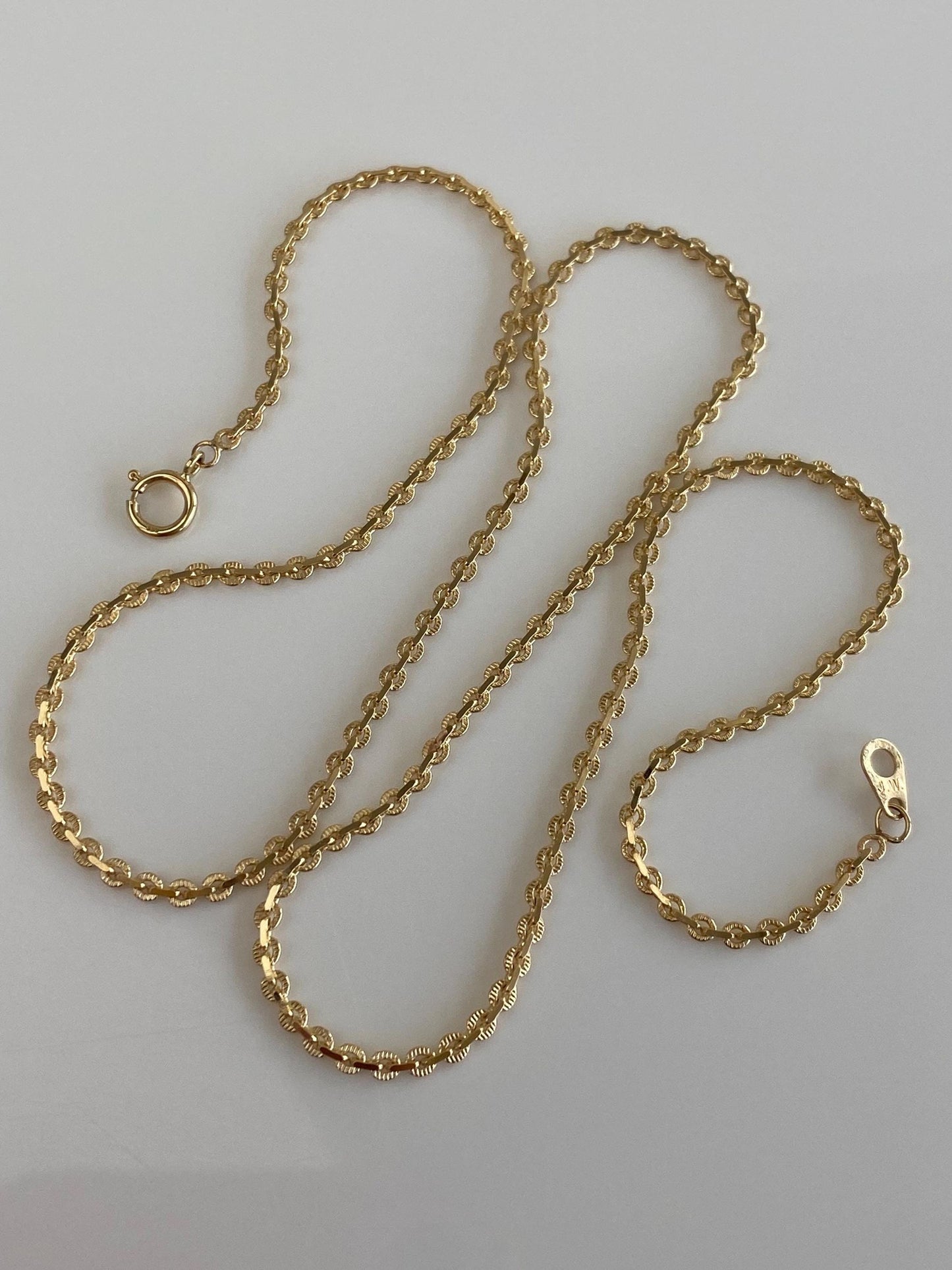 Vintage Solid 14k Yellow Gold Textured Tight Cable Chain Necklace - 18 inches