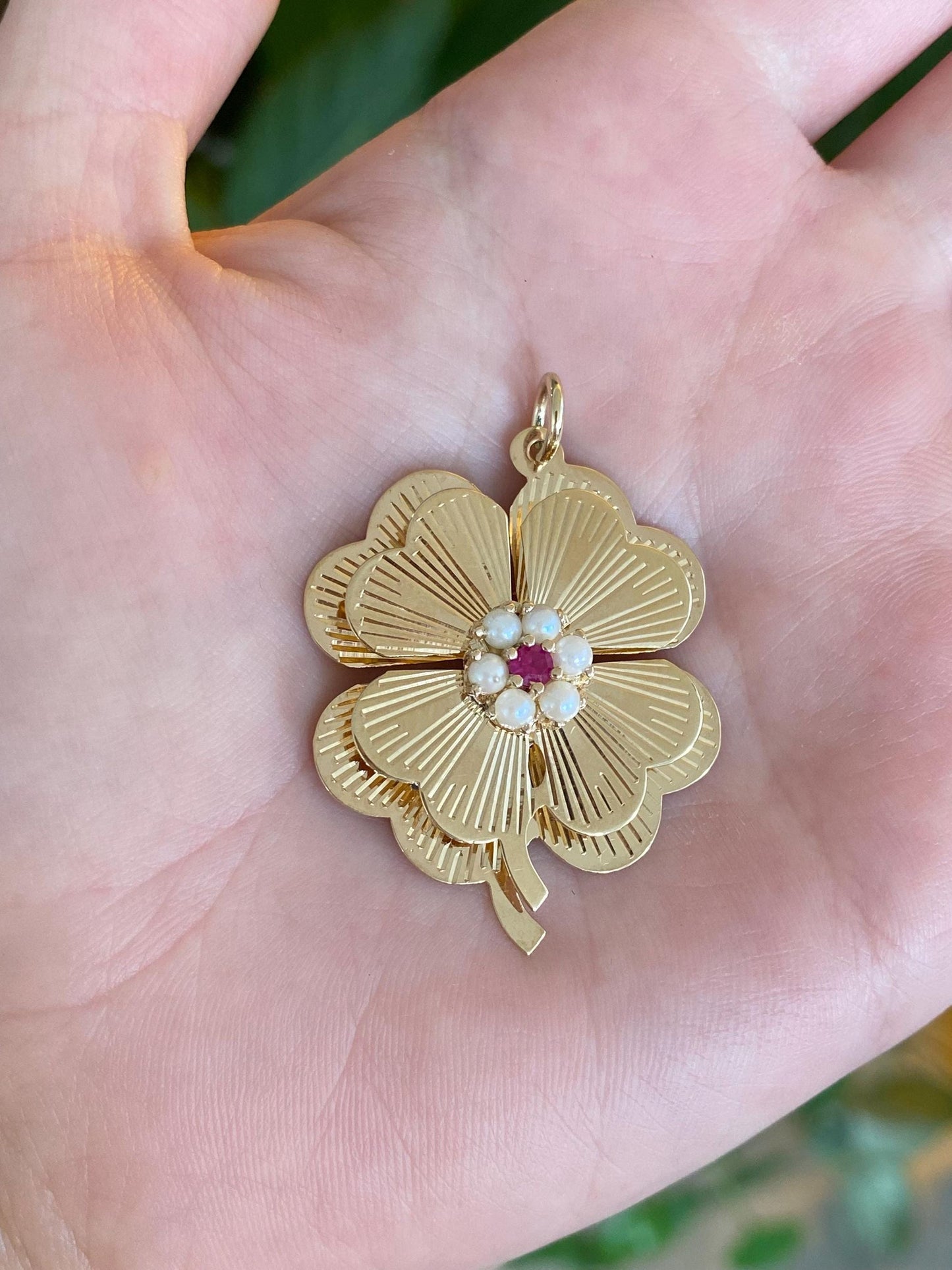 Vintage Solid 14k Yellow Gold Pink Sapphire Seed Pearl Halo Engine Turned Clover Charm