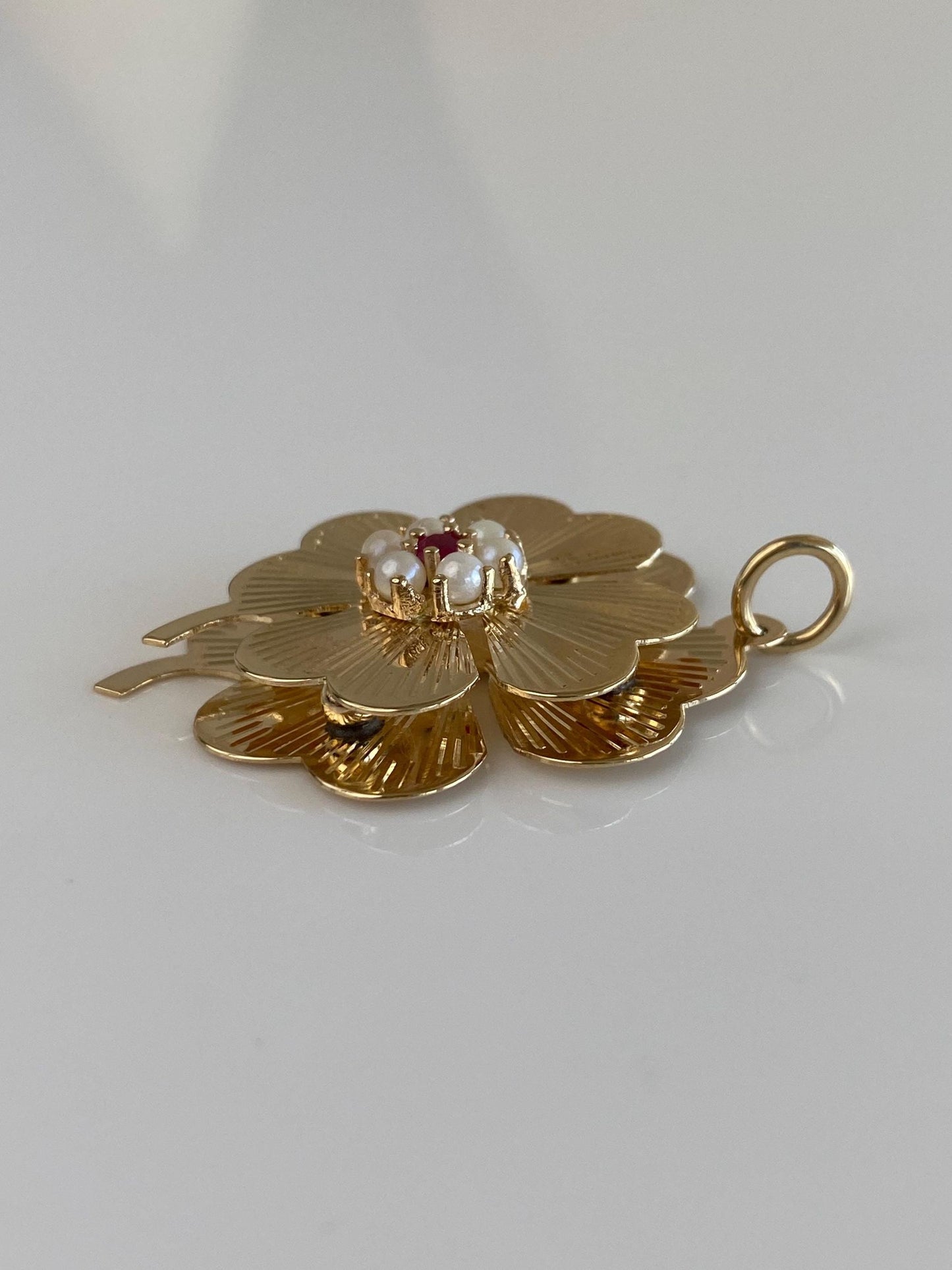 Vintage Solid 14k Yellow Gold Pink Sapphire Seed Pearl Halo Engine Turned Clover Charm