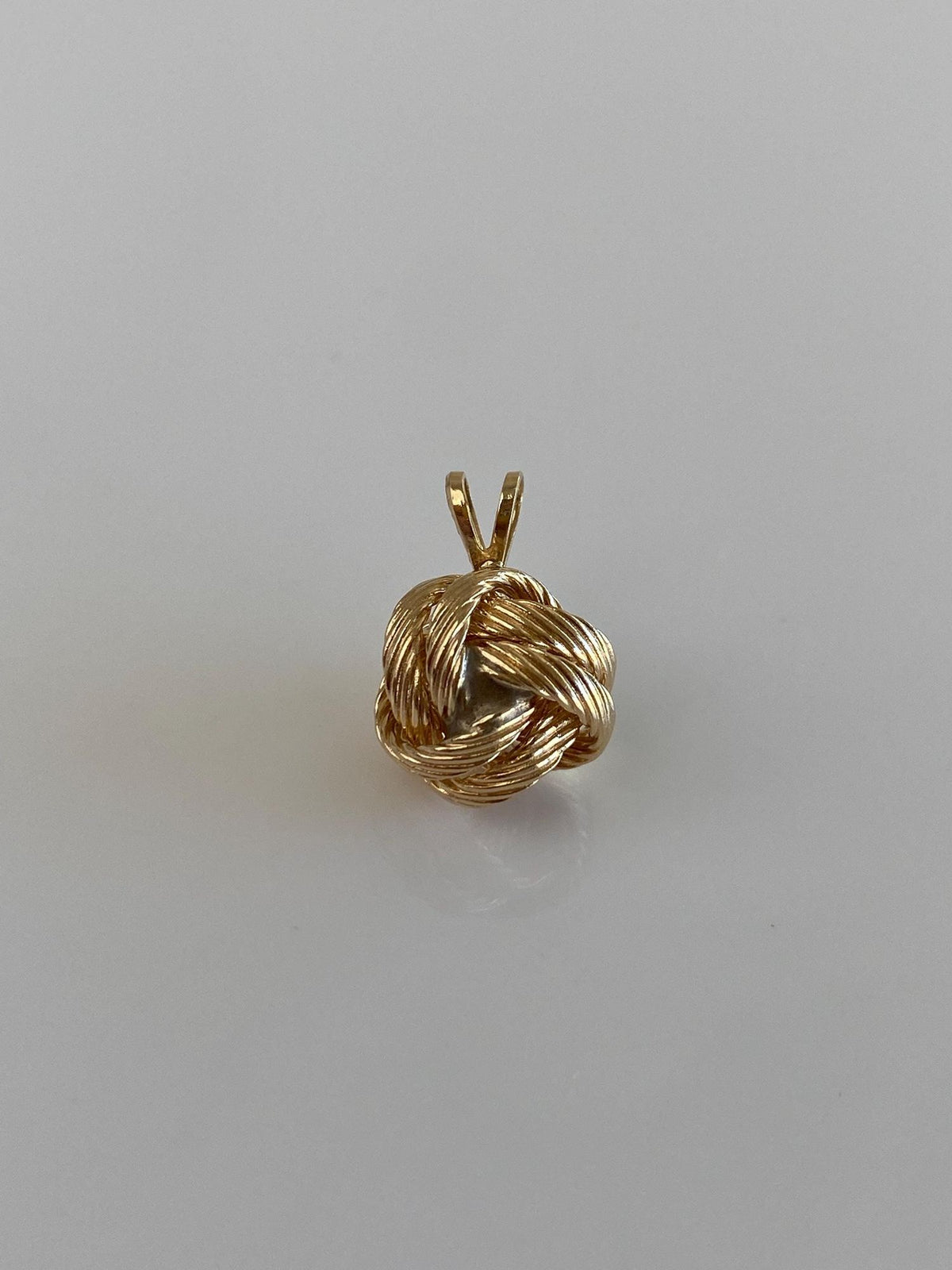 Vintage Solid 14k Yellow Gold Diamond Knot Ball Charm