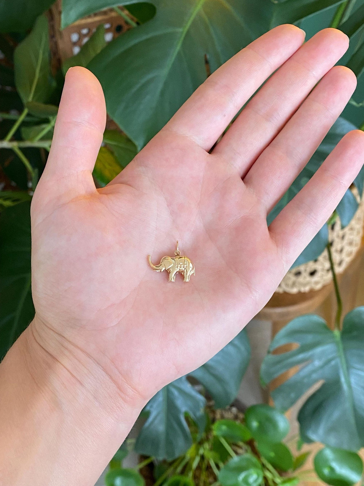 Vintage 14k Yellow Gold Elephant Charm
