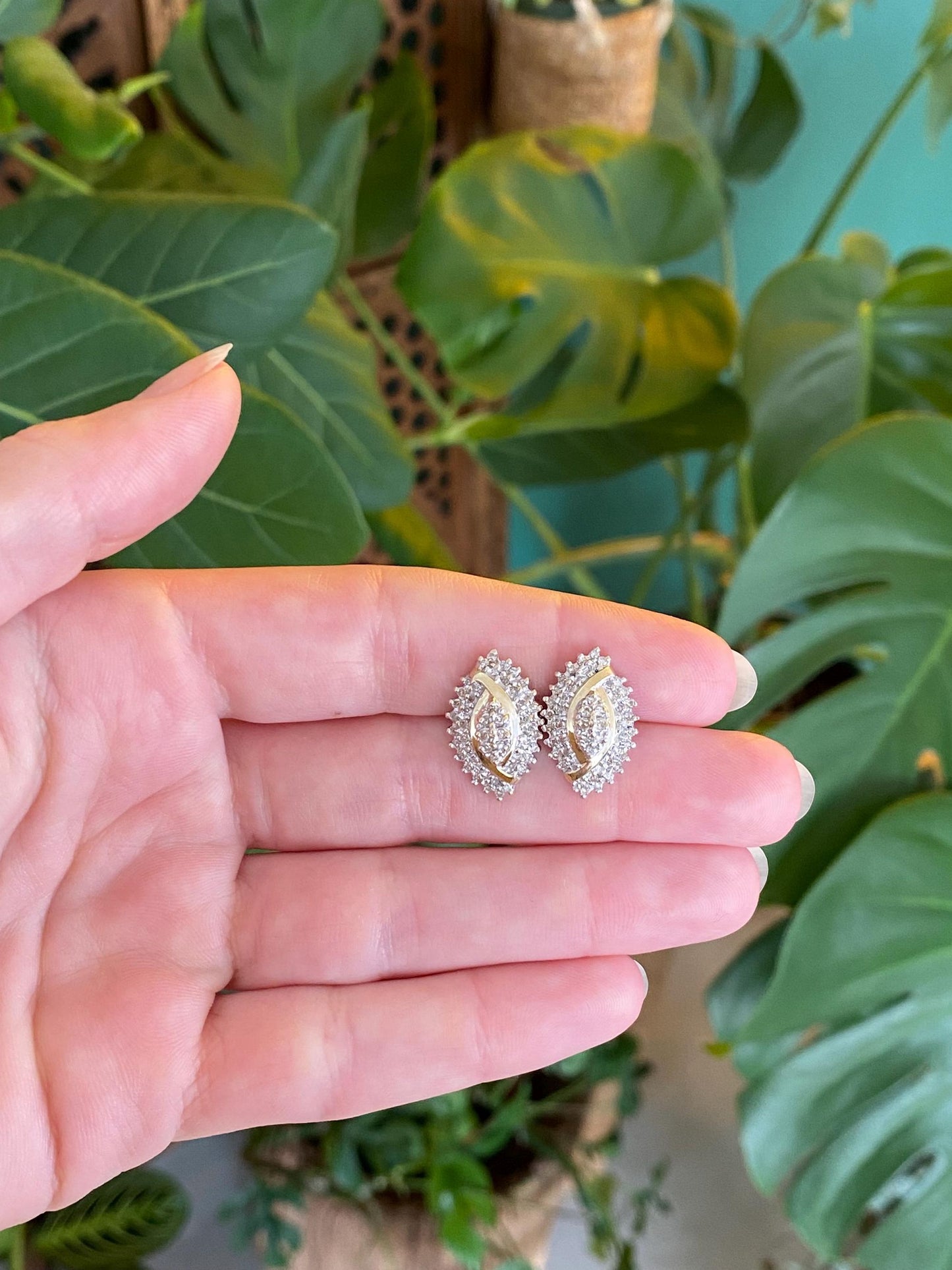 Vintage Solid 10k White & Yellow Gold Diamond Stud Earrings