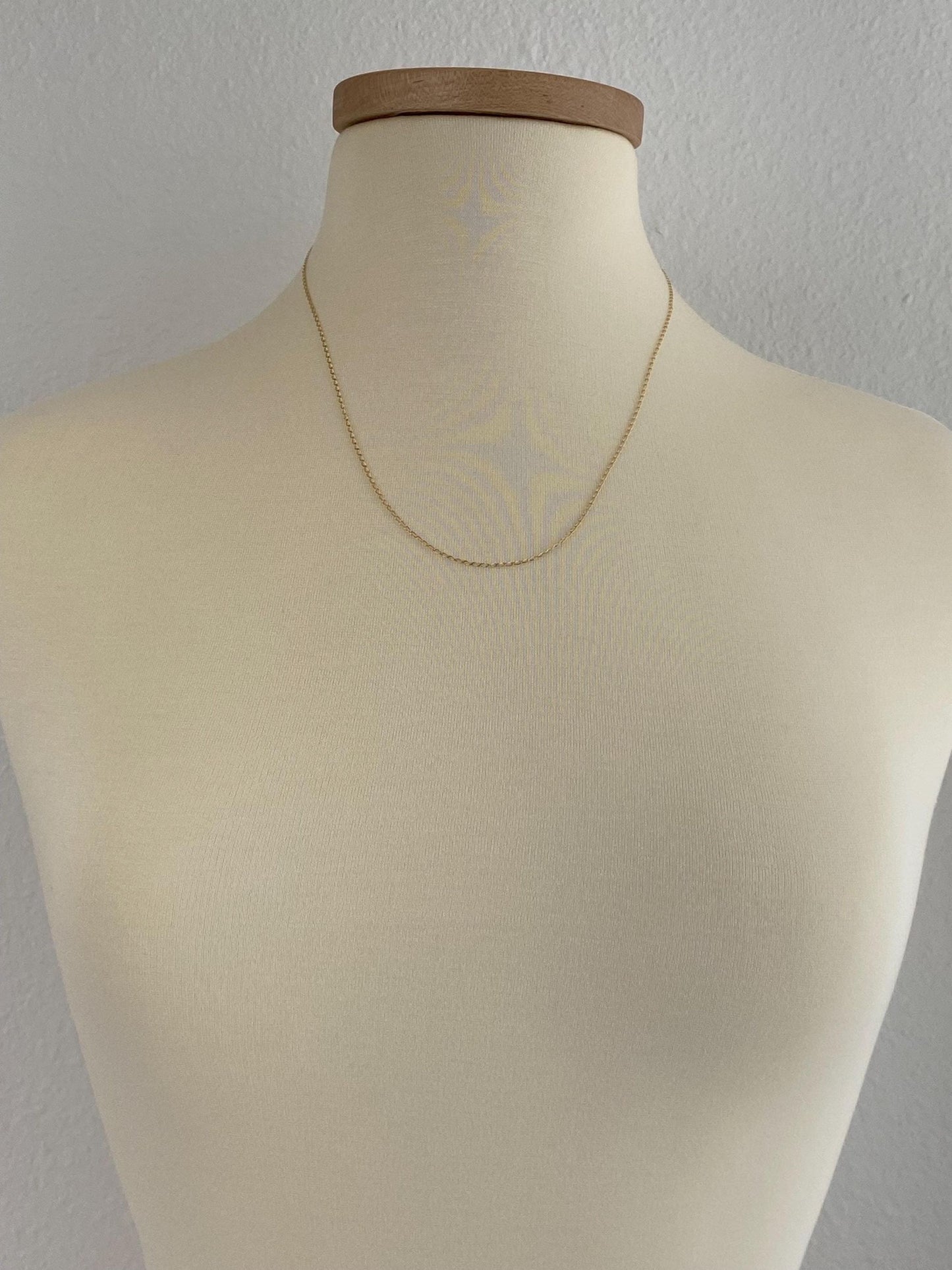 Vintage Solid 14k Yellow Gold Elongated Chain Necklace - 20.75 inches