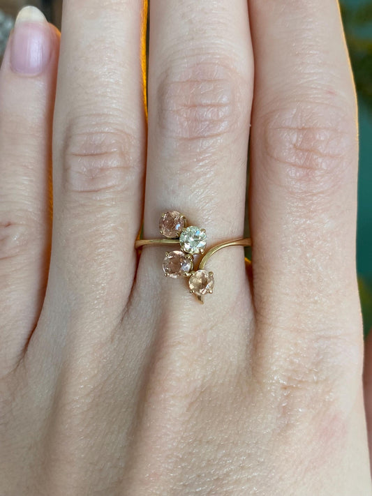 Vintage Solid 18k Yellow Gold Diamond Morganite Ring - Size 7