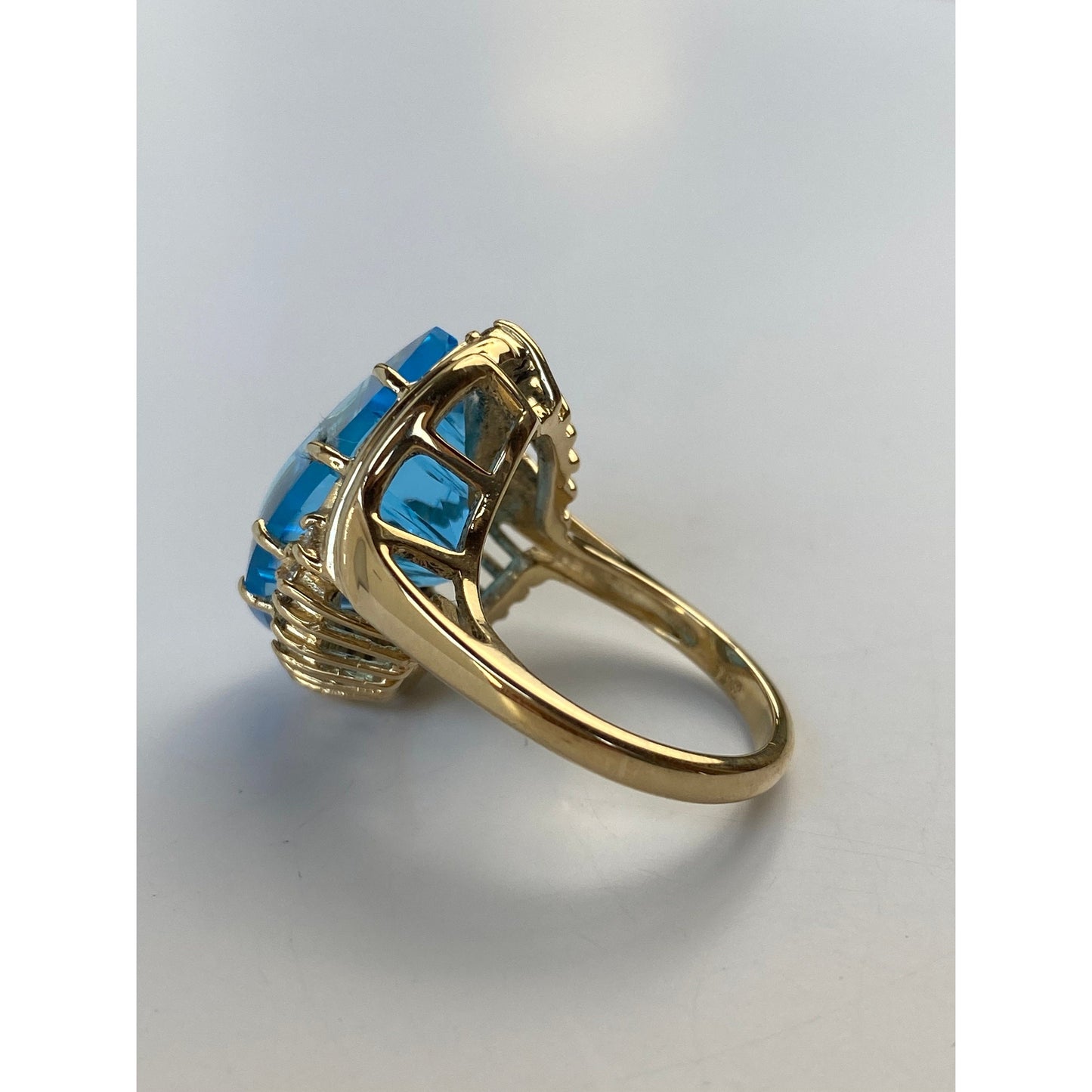 Vintage Solid 14k Yellow Gold Large Topaz Diamond Ring - Size 6