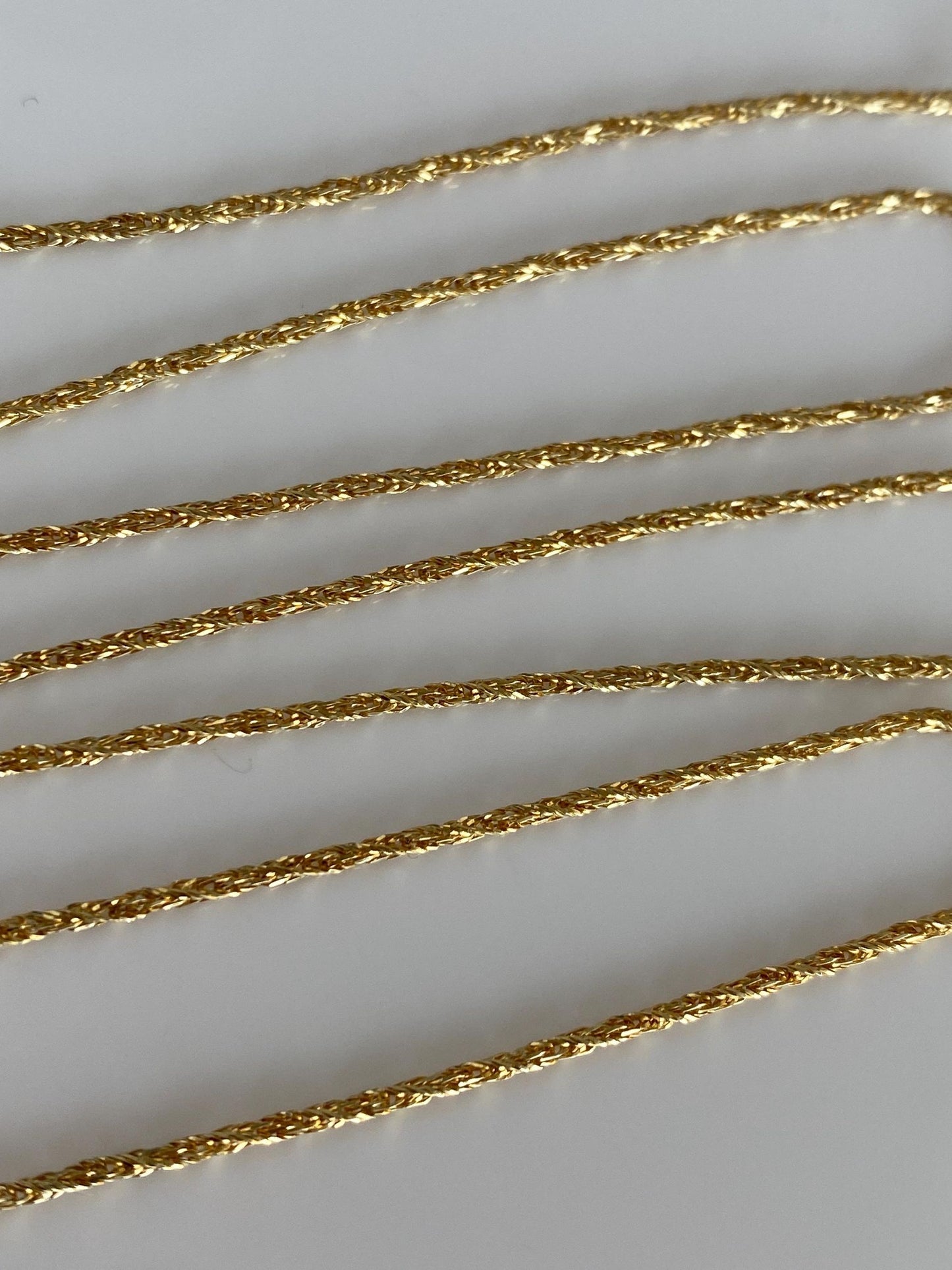 Vintage Solid 14k Yellow Gold Twist Style Chain Necklace - 23.25 inches