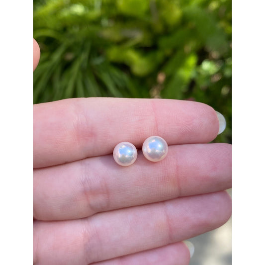Vintage Solid 14k Yellow Gold Pearl Stud Earrings