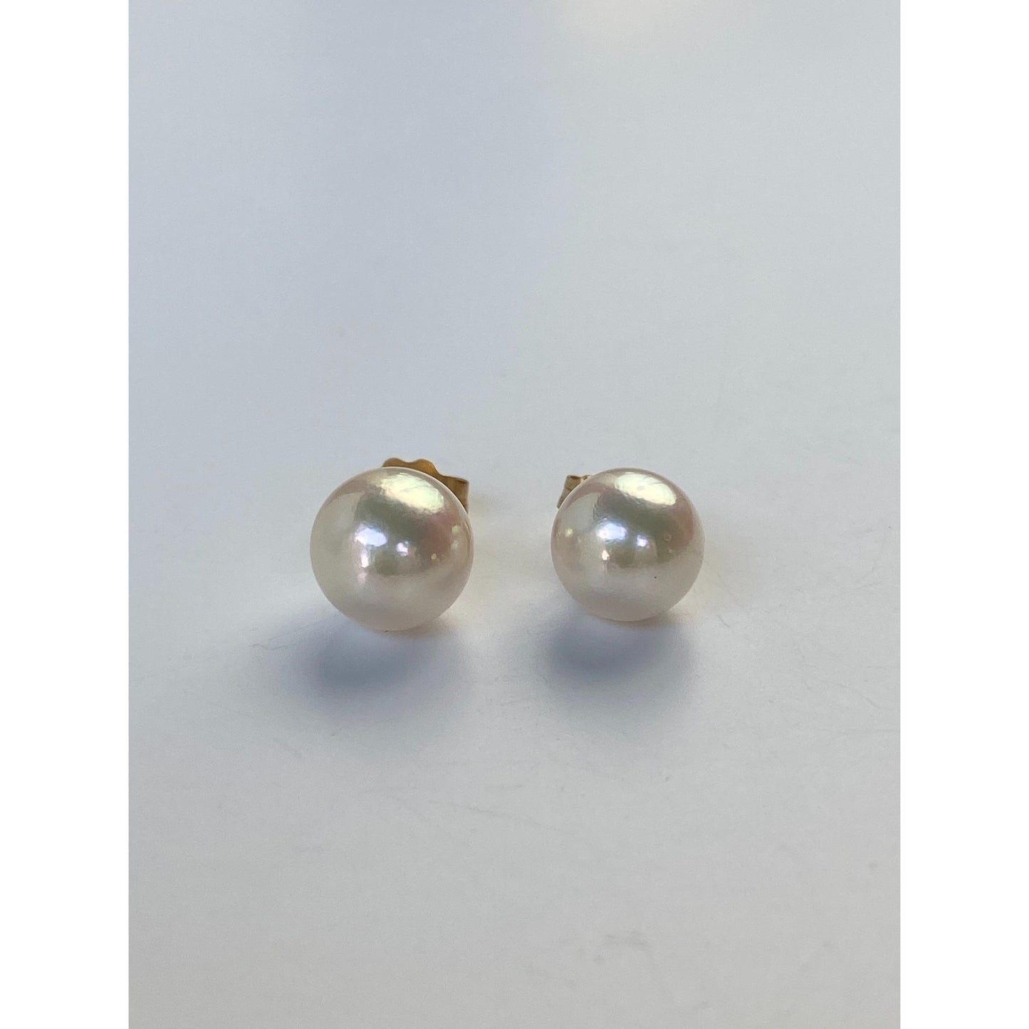 Vintage Solid 14k Yellow Gold Pearl Stud Earrings