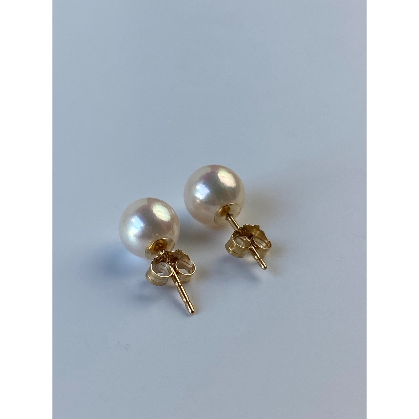 Vintage Solid 14k Yellow Gold Pearl Stud Earrings