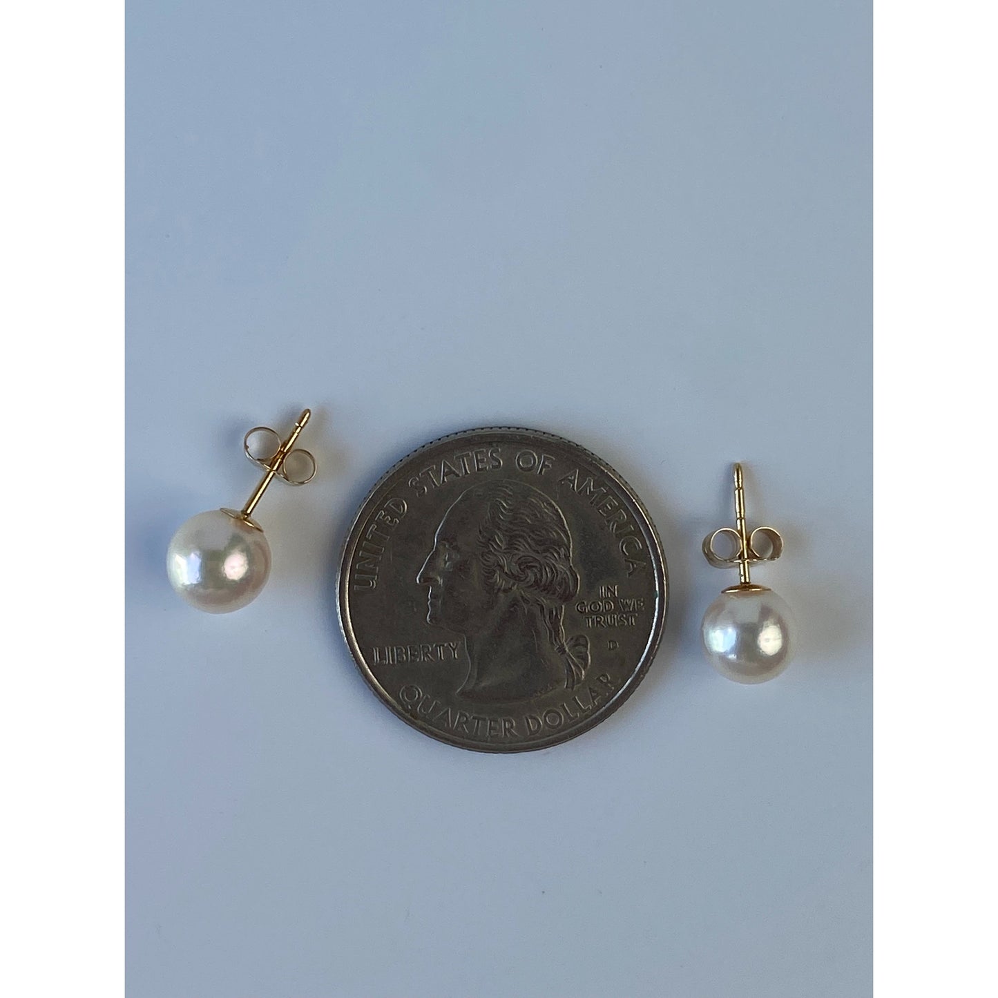 Vintage Solid 14k Yellow Gold Pearl Stud Earrings