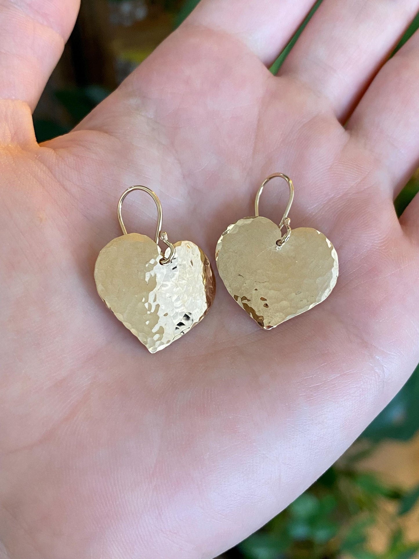 Vintage Solid 14k Hammered Texture Heart Dangle Earrings