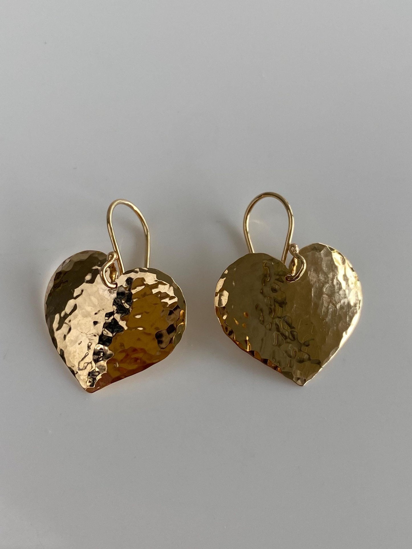 Vintage Solid 14k Hammered Texture Heart Dangle Earrings