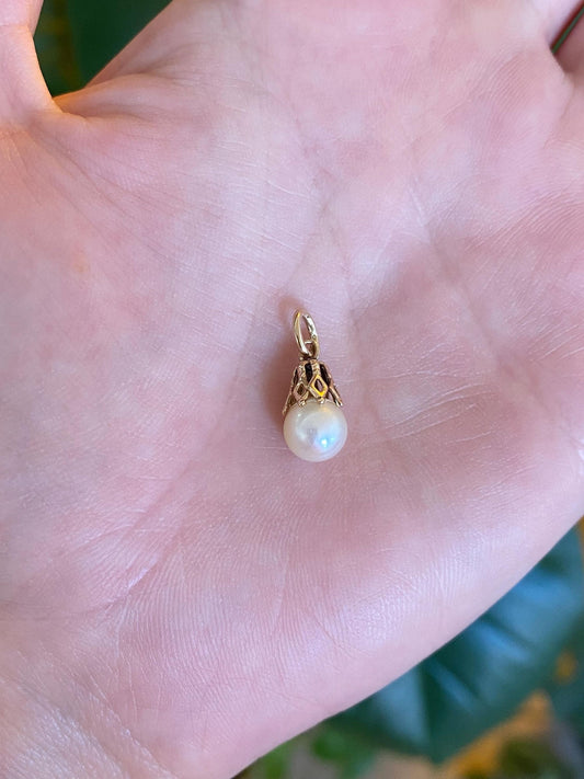 Vintage Solid 14k Yellow Gold Pearl Charm