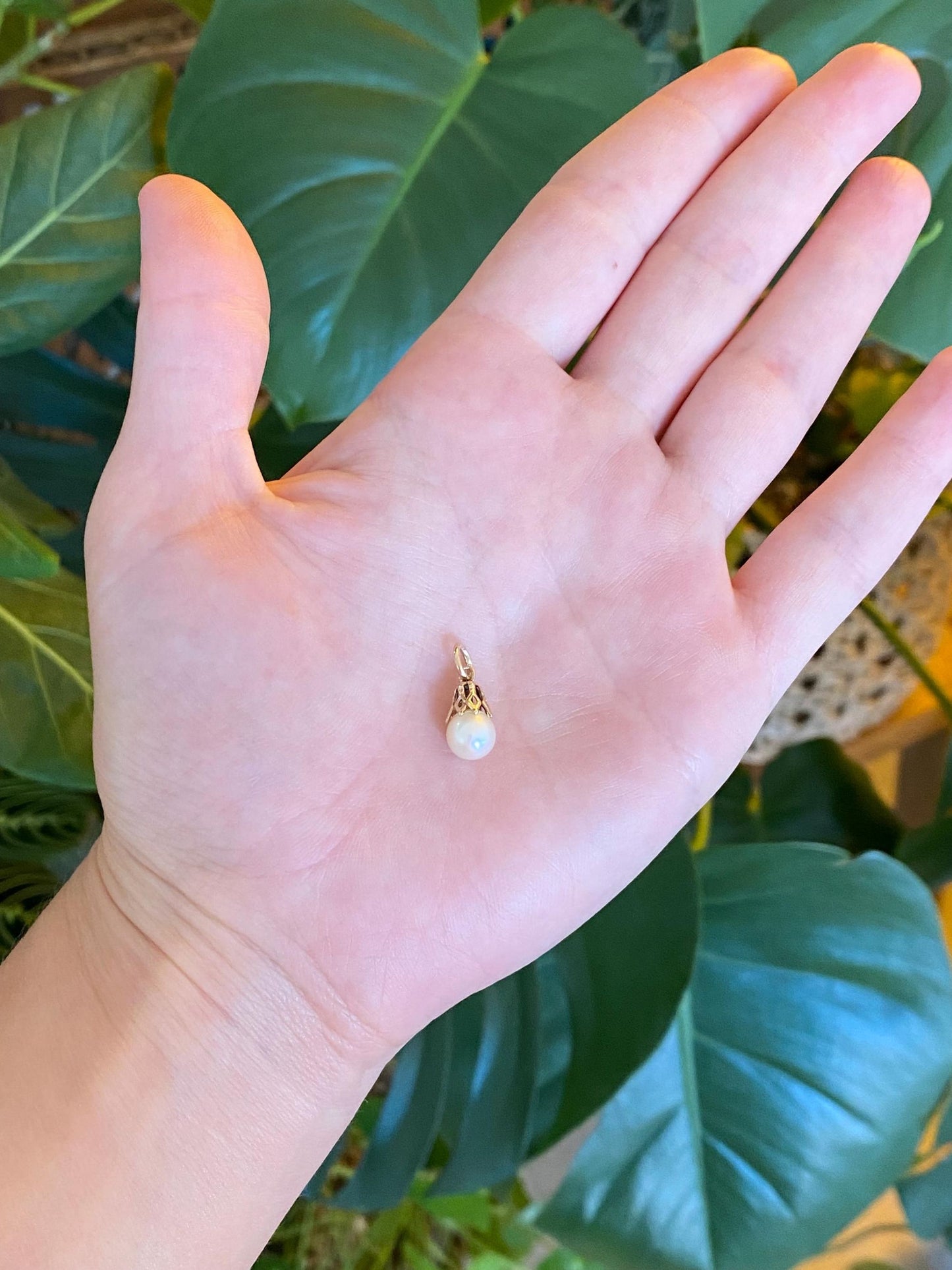 Vintage Solid 14k Yellow Gold Pearl Charm