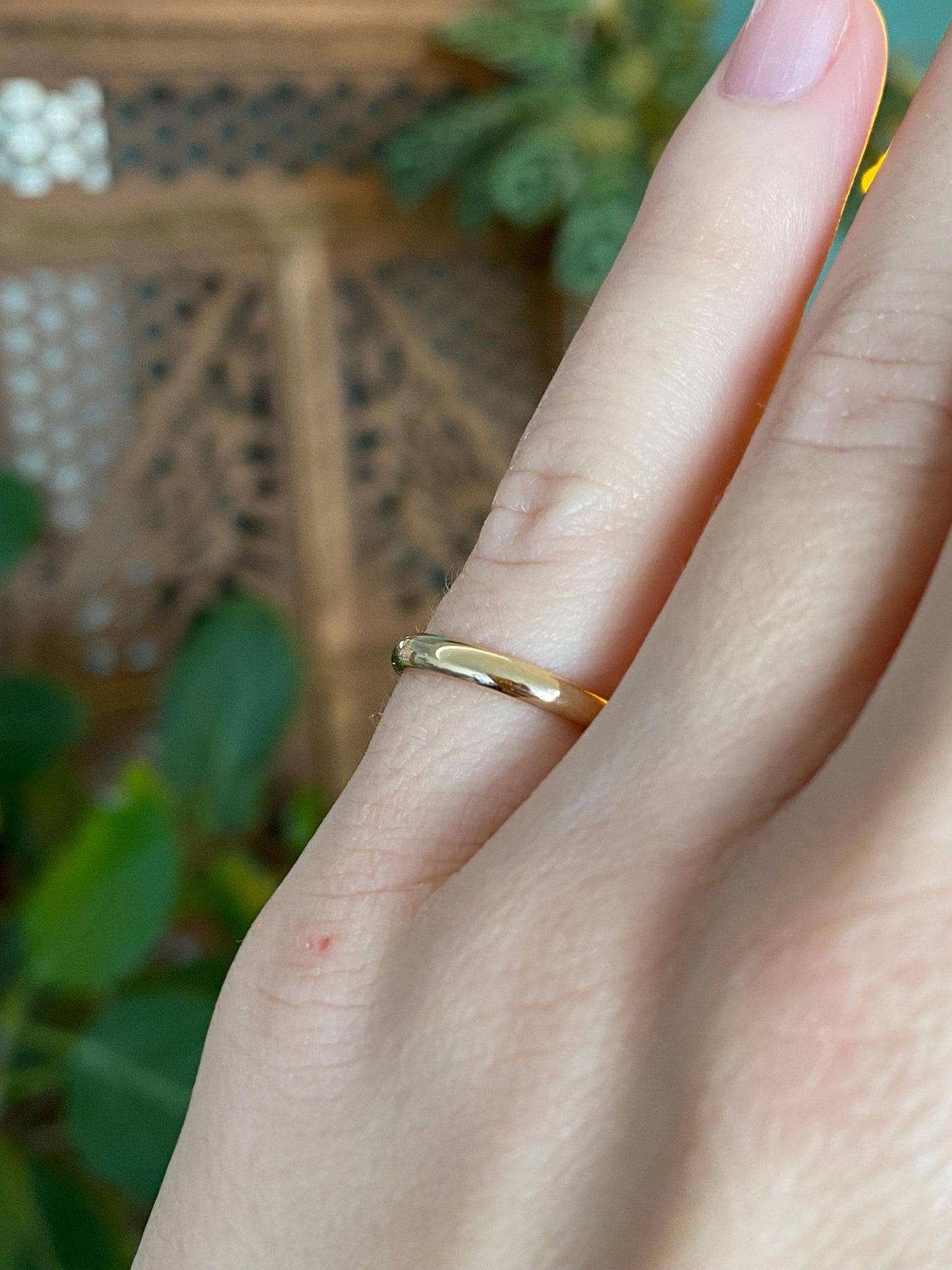 Vintage Solid 14k Yellow Gold Ring Band - Size 4.25