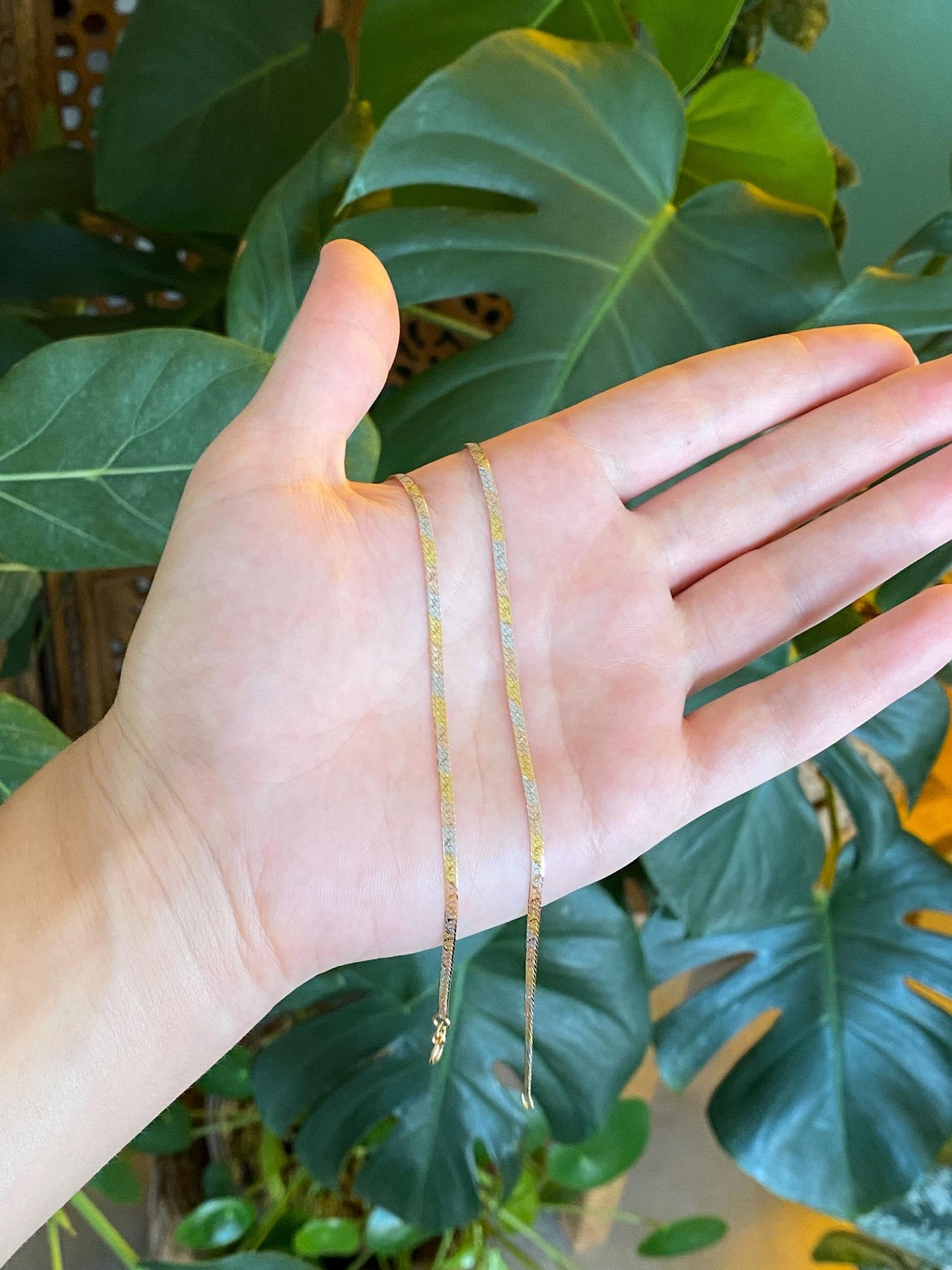 Vintage Solid 14k Tri Tone Gold Pattern Herringbone Chain Necklace - 16 inches