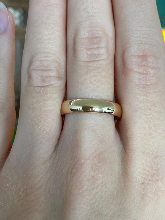 Vintage Solid 14k Yellow Gold Ring Band - Size 9.75