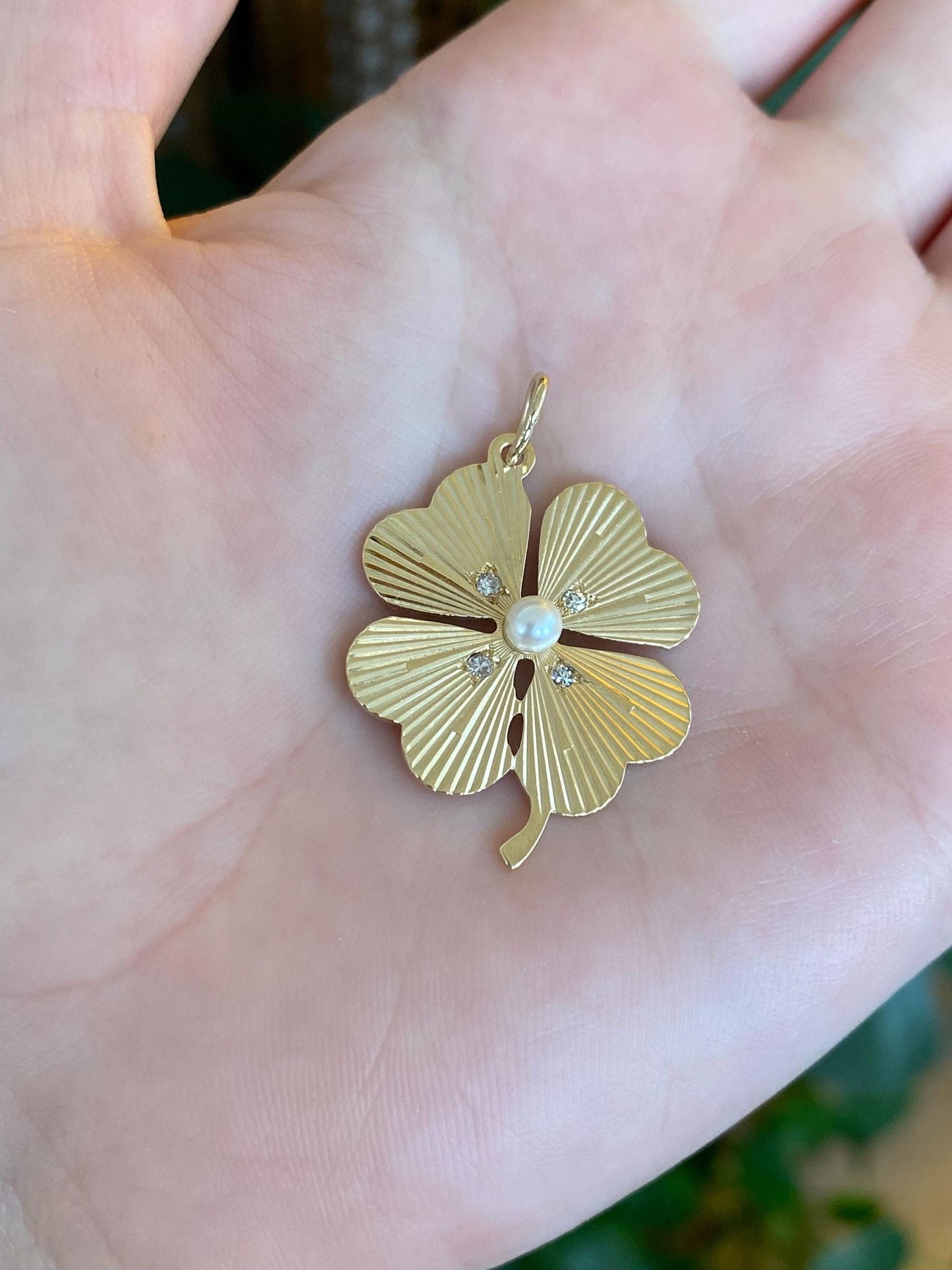 Vintage Solid 14k Yellow Gold Diamonds Pearl Engine Turned 4 Leaf Clover Charm