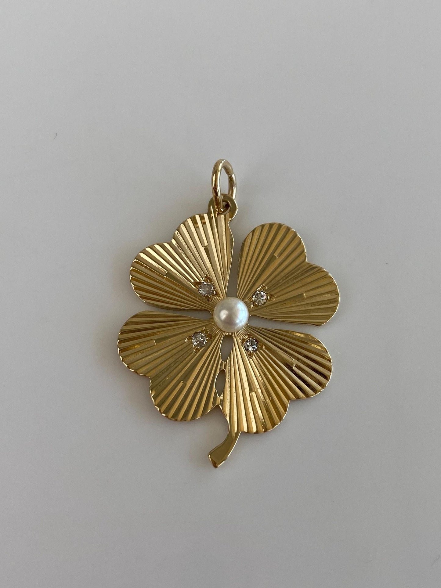 Vintage Solid 14k Yellow Gold Diamonds Pearl Engine Turned 4 Leaf Clover Charm