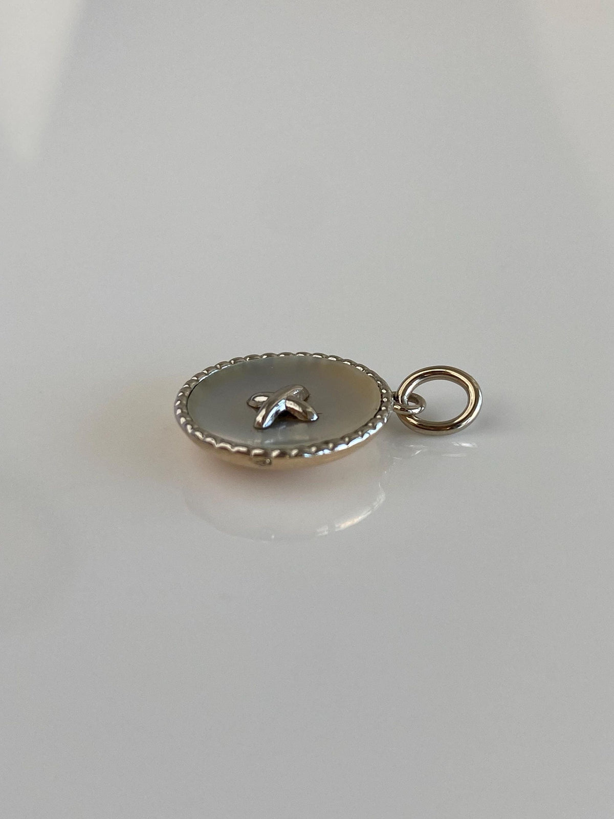 Vintage Solid 9k Yellow Gold & Platinum Mother of Pearl Cufflink Conversion Charm