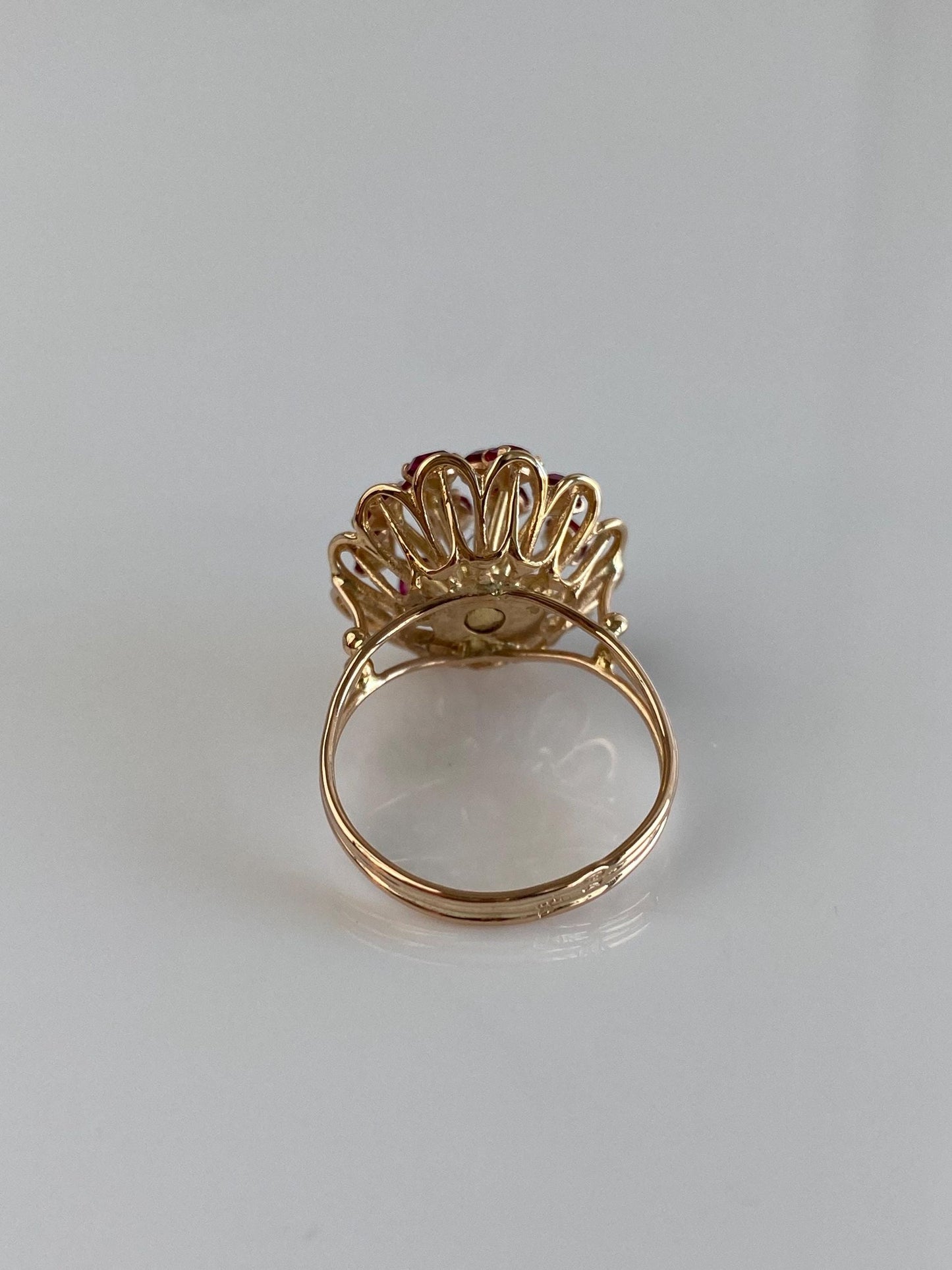 Vintage Solid 14k Yellow Gold Pink Cubic Zirconia Cluster Ring - Size 6.25