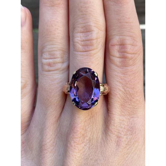 Solid 10k Yellow Gold Purple Cubic Zirconia Ring - Size 8.5