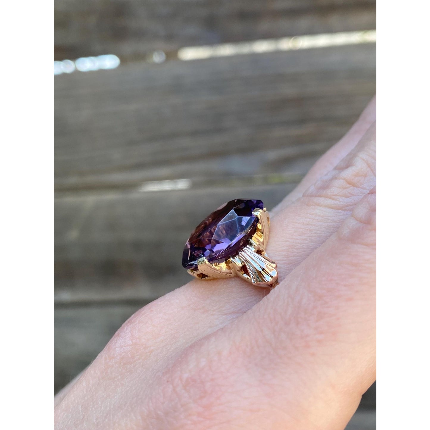 Solid 10k Yellow Gold Purple Cubic Zirconia Ring - Size 8.5