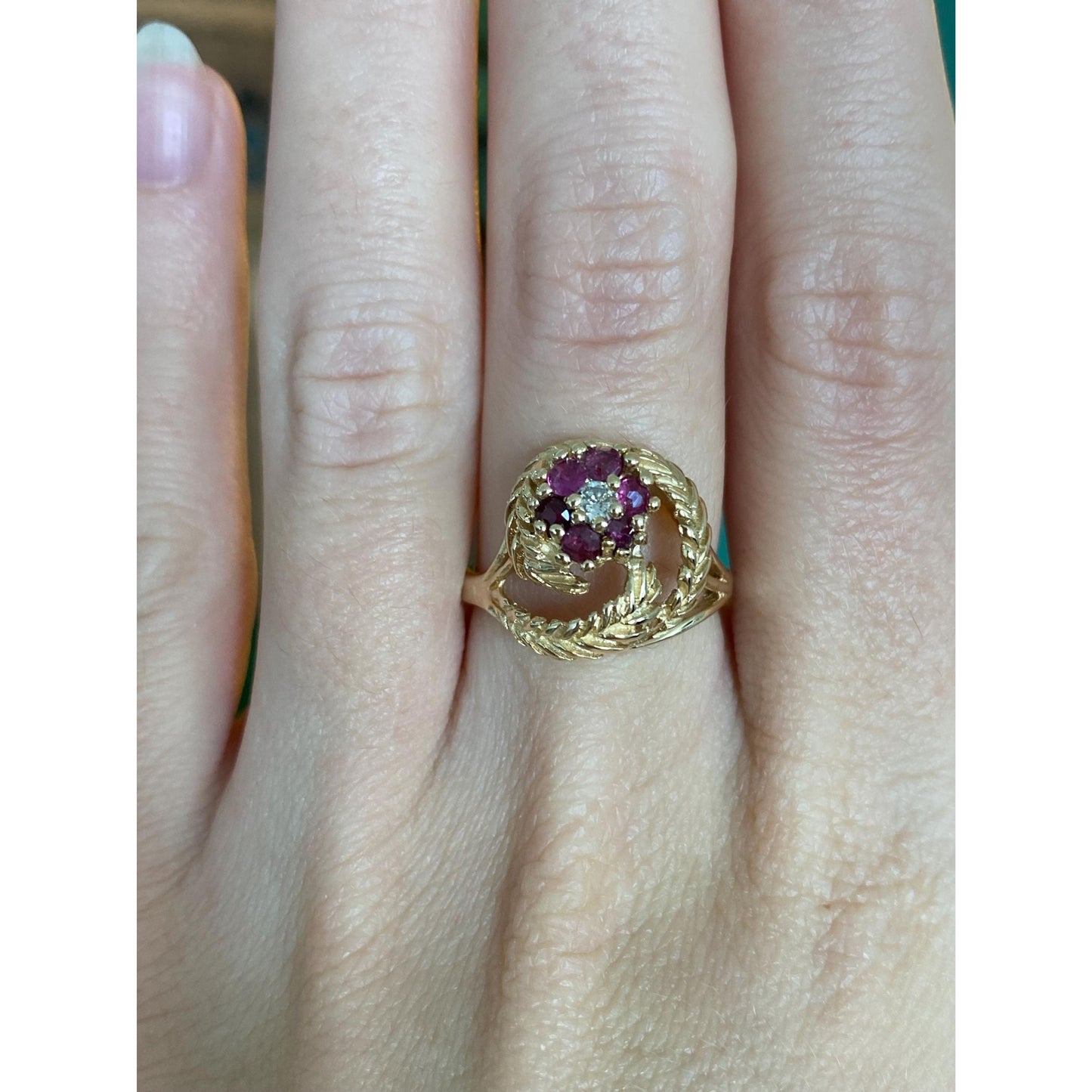 Vintage Solid 14k Yellow Gold Diamond Pink Sapphire Flower Wheat Ring - Size 5.5