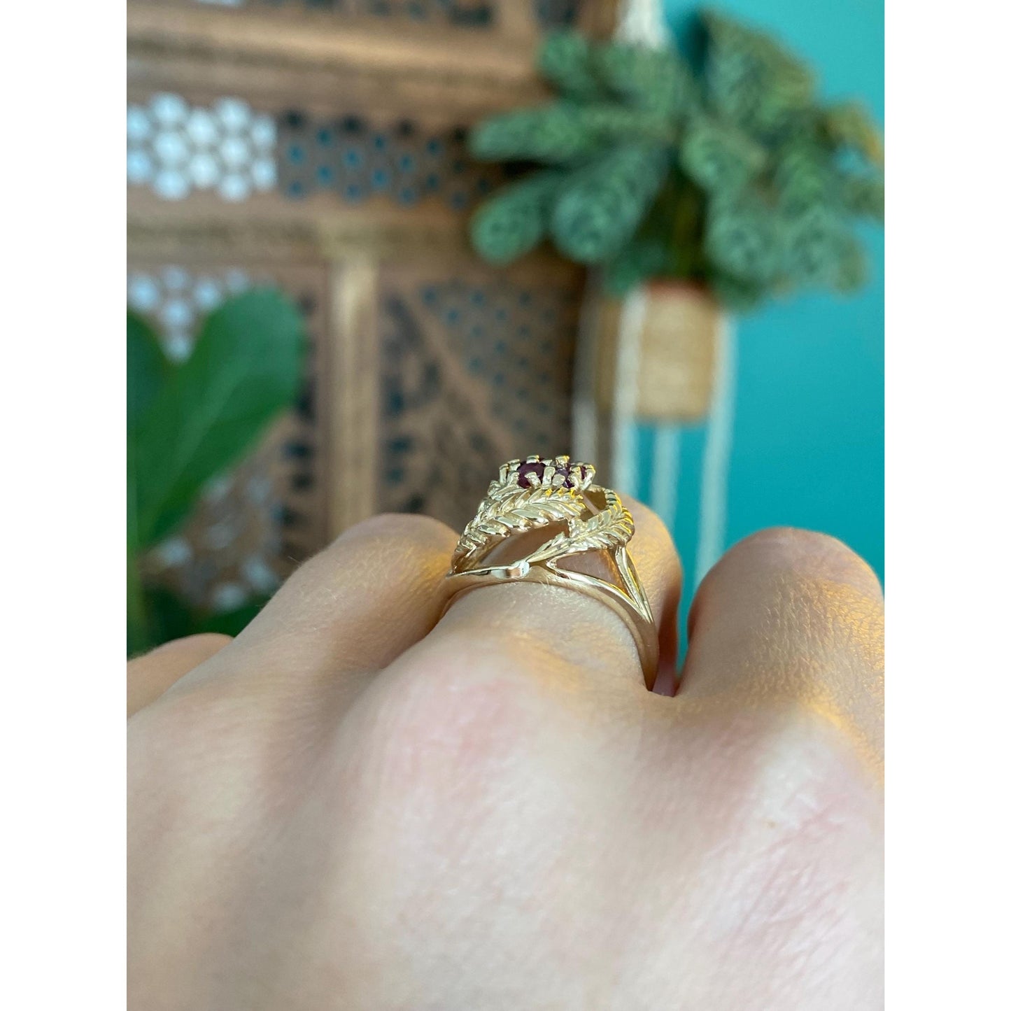 Vintage Solid 14k Yellow Gold Diamond Pink Sapphire Flower Wheat Ring - Size 5.5