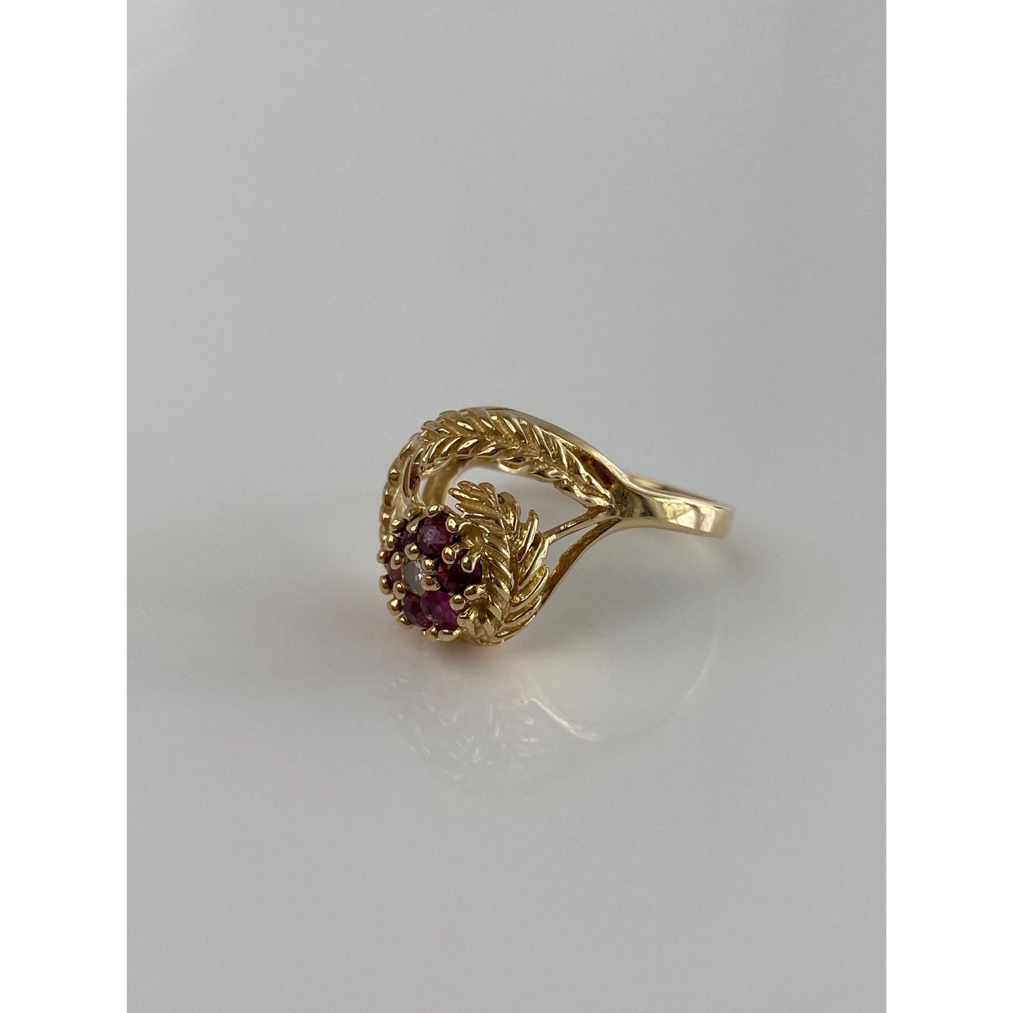 Vintage Solid 14k Yellow Gold Diamond Pink Sapphire Flower Wheat Ring - Size 5.5