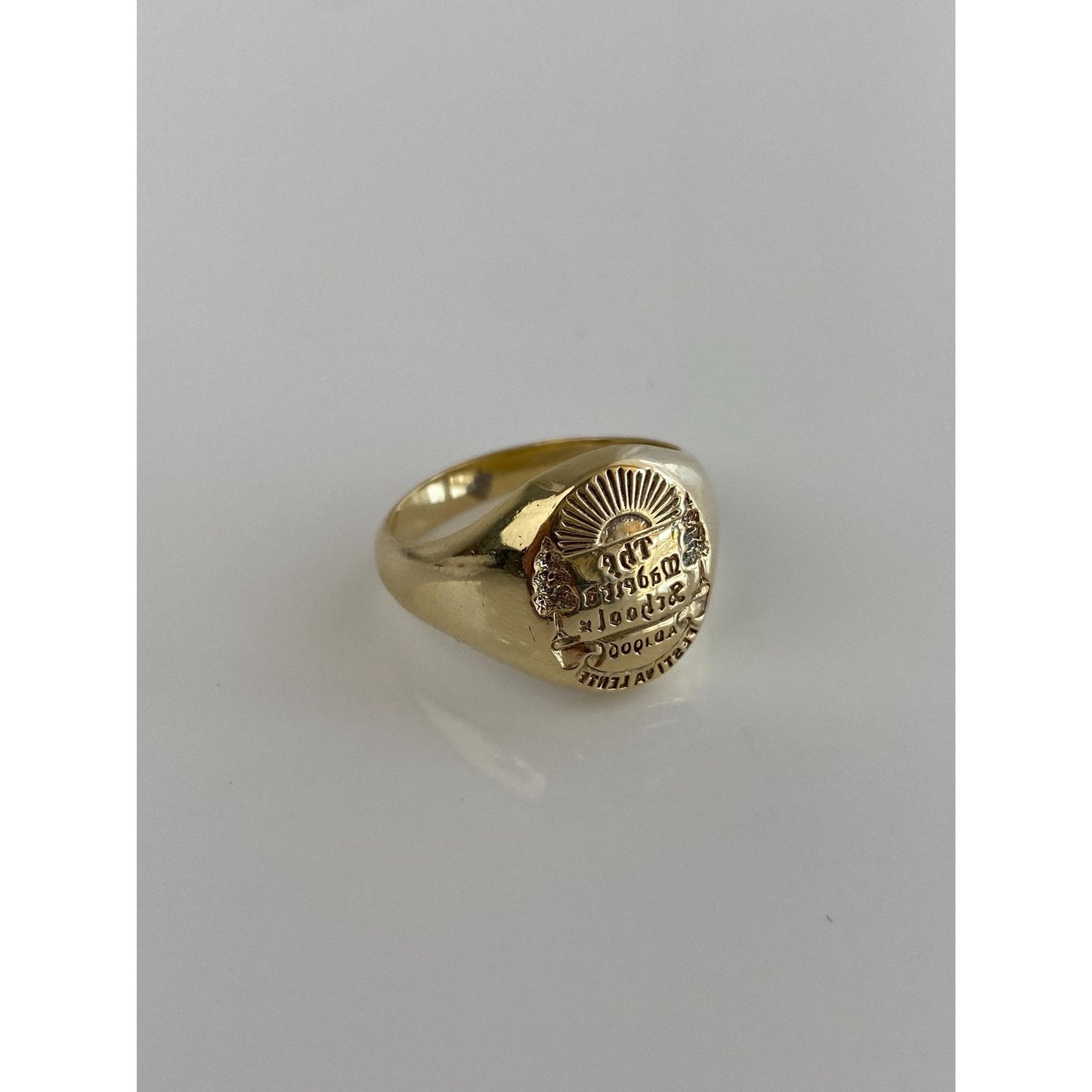 Vintage Solid 10k Yellow Gold Signet Ring - Size 7.25