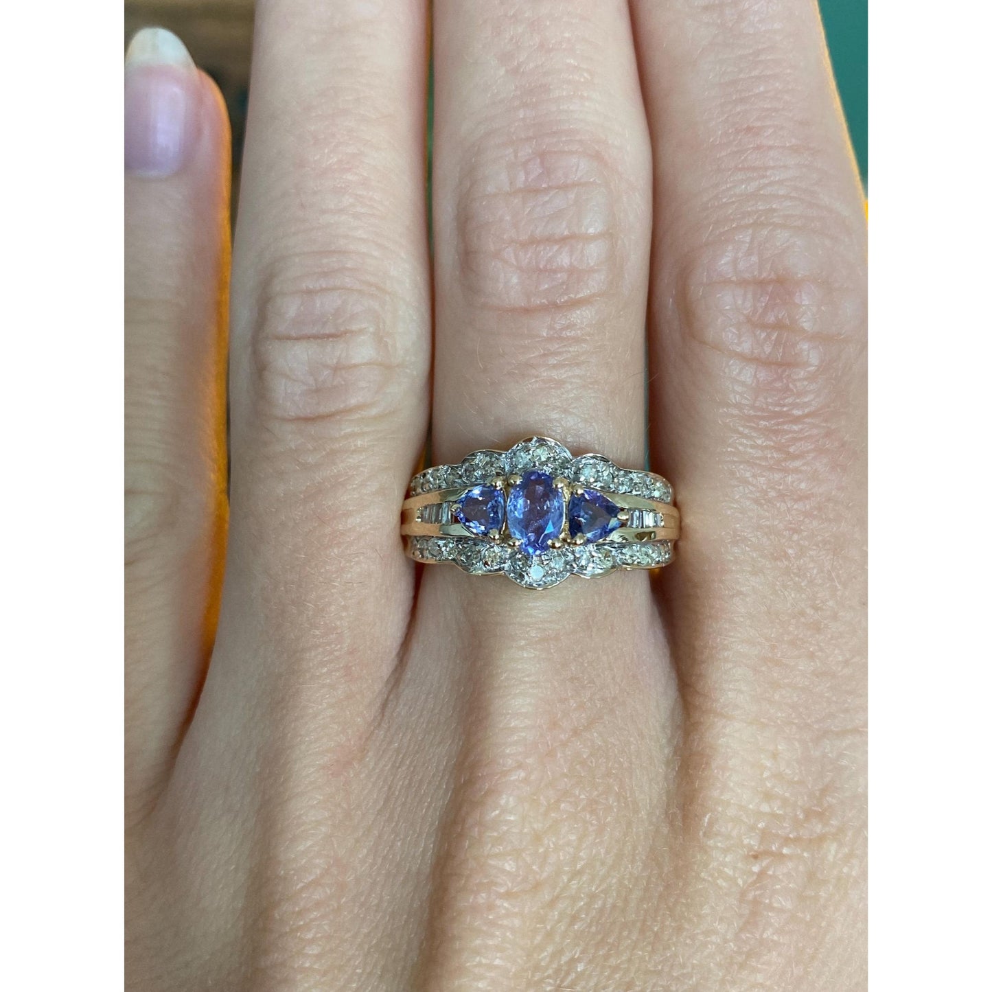 Solid 14k Yellow Gold Tanzanite Diamond Ring Band - Size 7