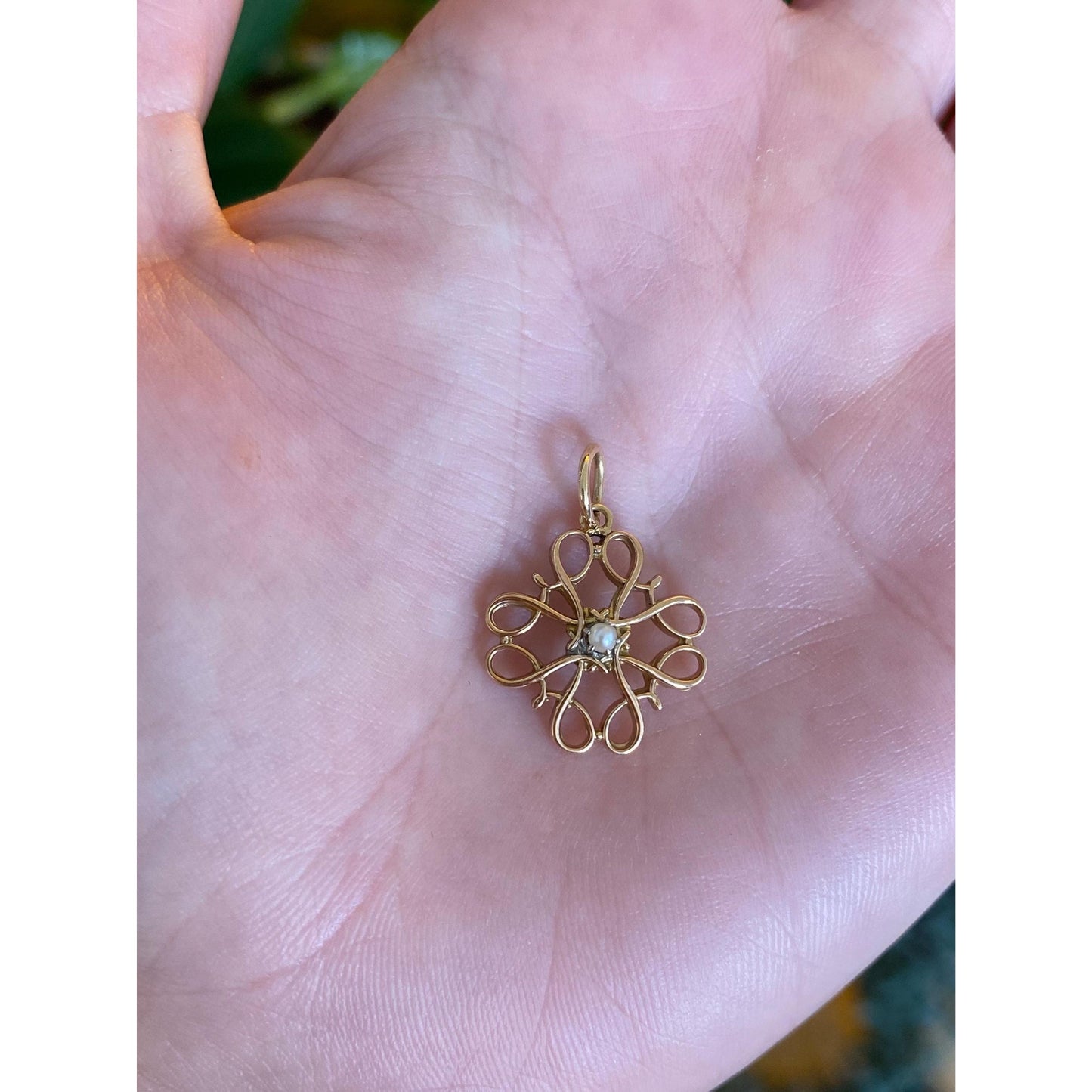 Vintage Solid 10k Yellow Gold Seed Pearl Charm