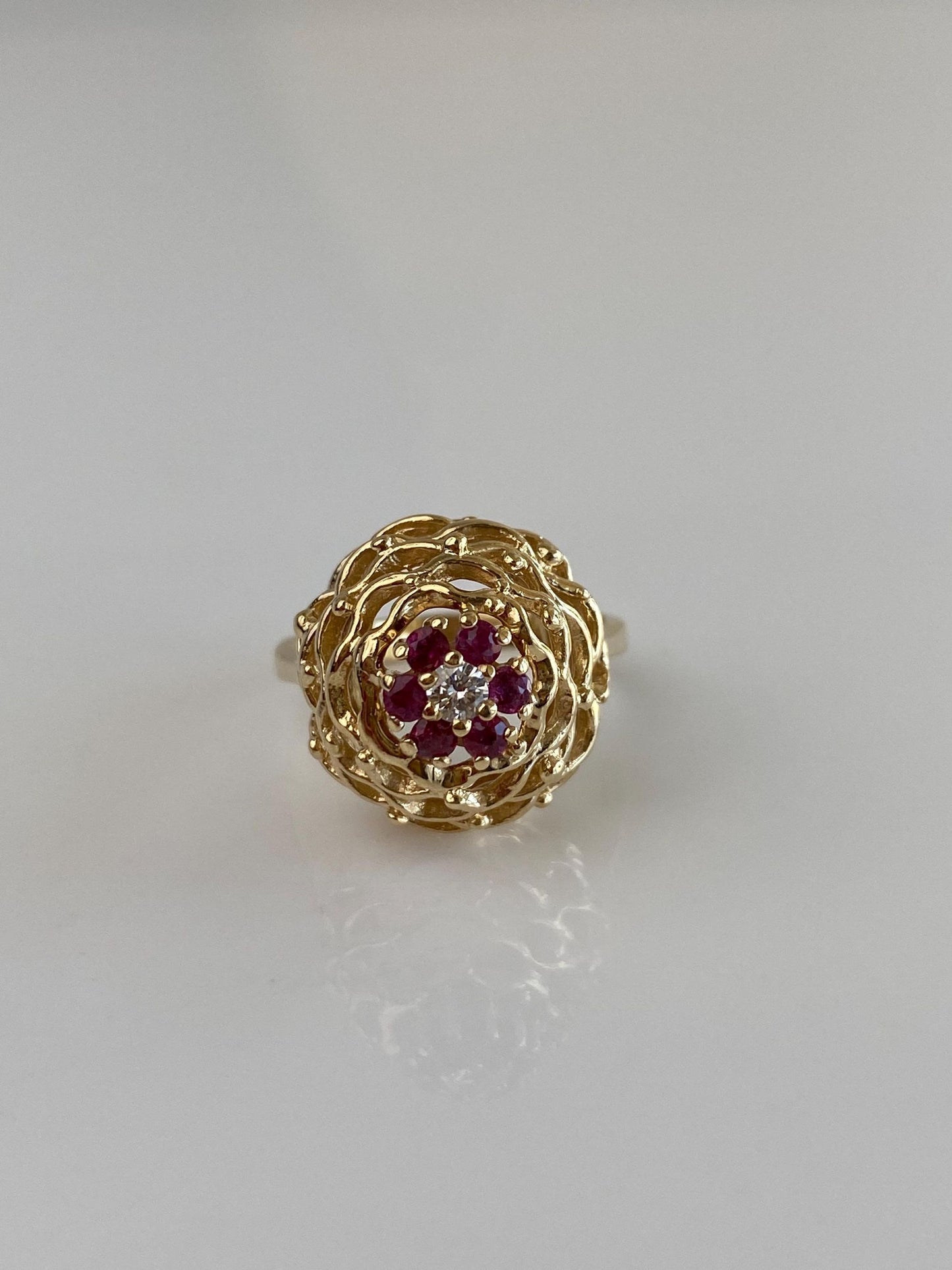 Vintage Solid 14k Yellow Gold Diamond Ruby Halo Open Texture Ring - Size 4.75