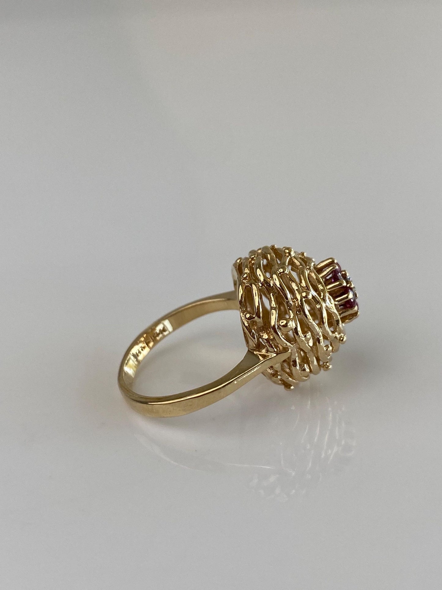 Vintage Solid 14k Yellow Gold Diamond Ruby Halo Open Texture Ring - Size 4.75