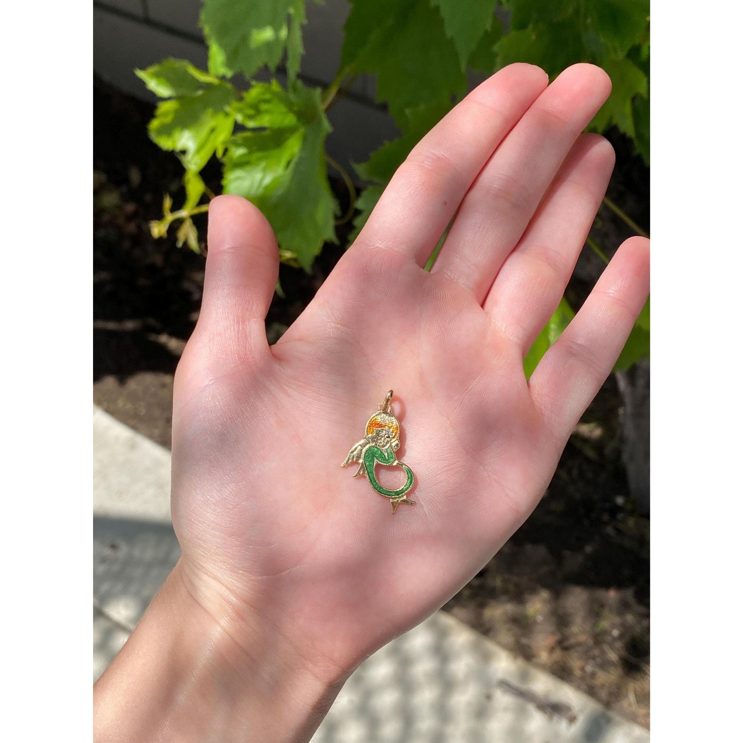 Vintage Solid 18k Yellow Gold Enamel Angel Charm